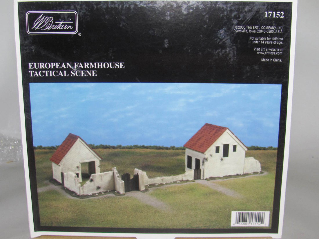 Britains: WWII European Farmhouse: Britains: WWII #17152 European Farmhouse Tactical Scene MIB 4pcs