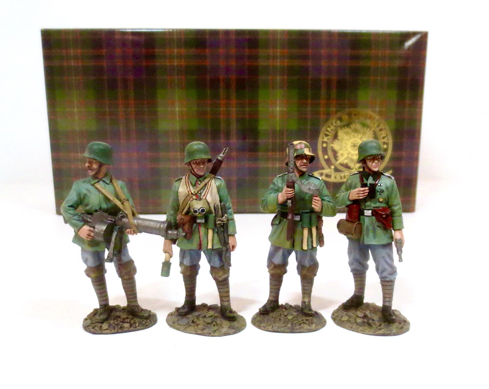 King & Country #FW232 The Sturmtruppen Set: Three heavily-armed stormtroopers with an assortment of weapons gather around their officer. Retired set. 4 pieces. Mint condition. Box excellent.