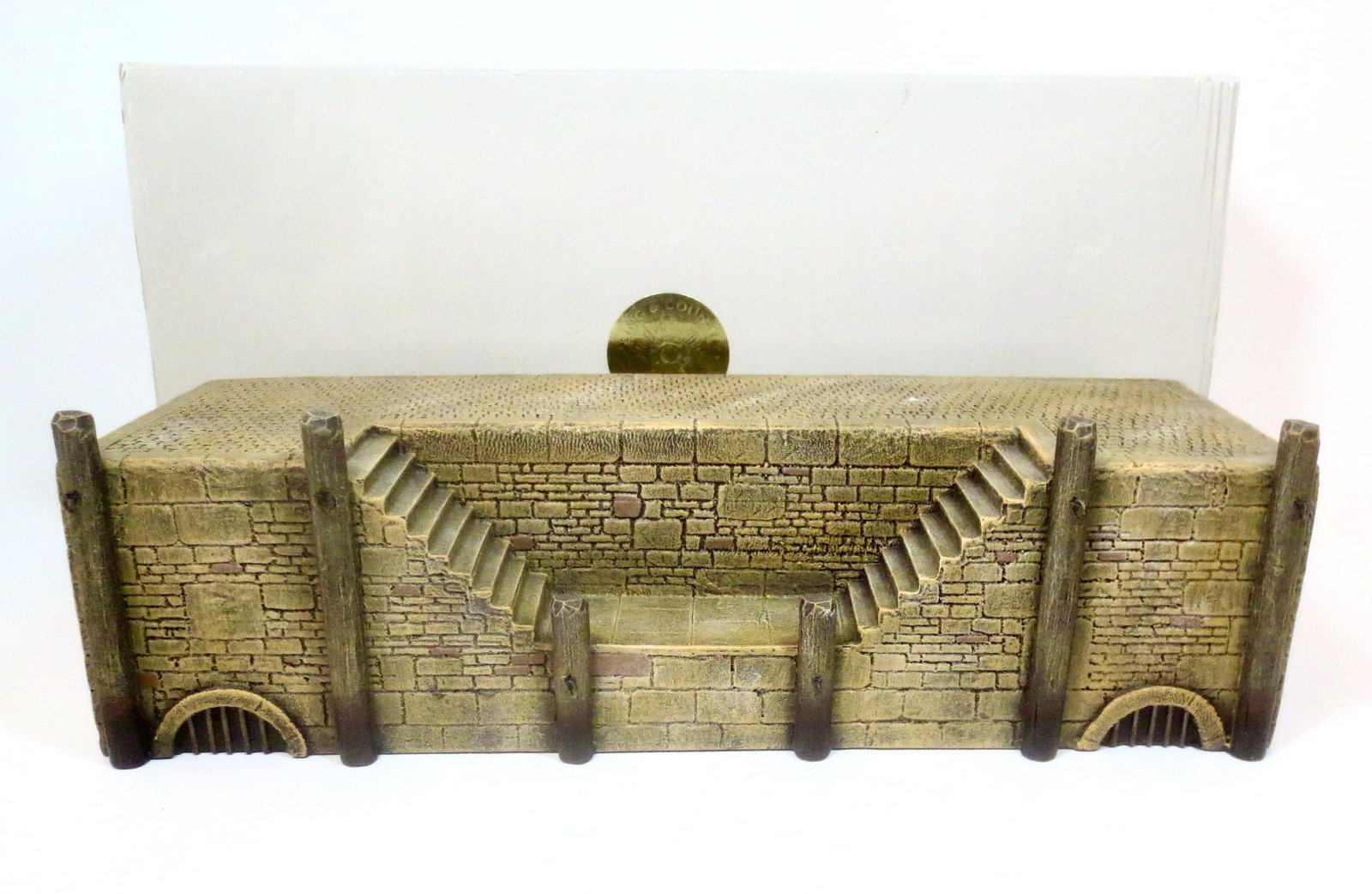 King & Country #SP029 "The Jetty": This handy structure is the perfect setting to make a dockside scene for any of the naval vessels we are currently working on and about to release. Constructed in mixed media of polystone and expanded