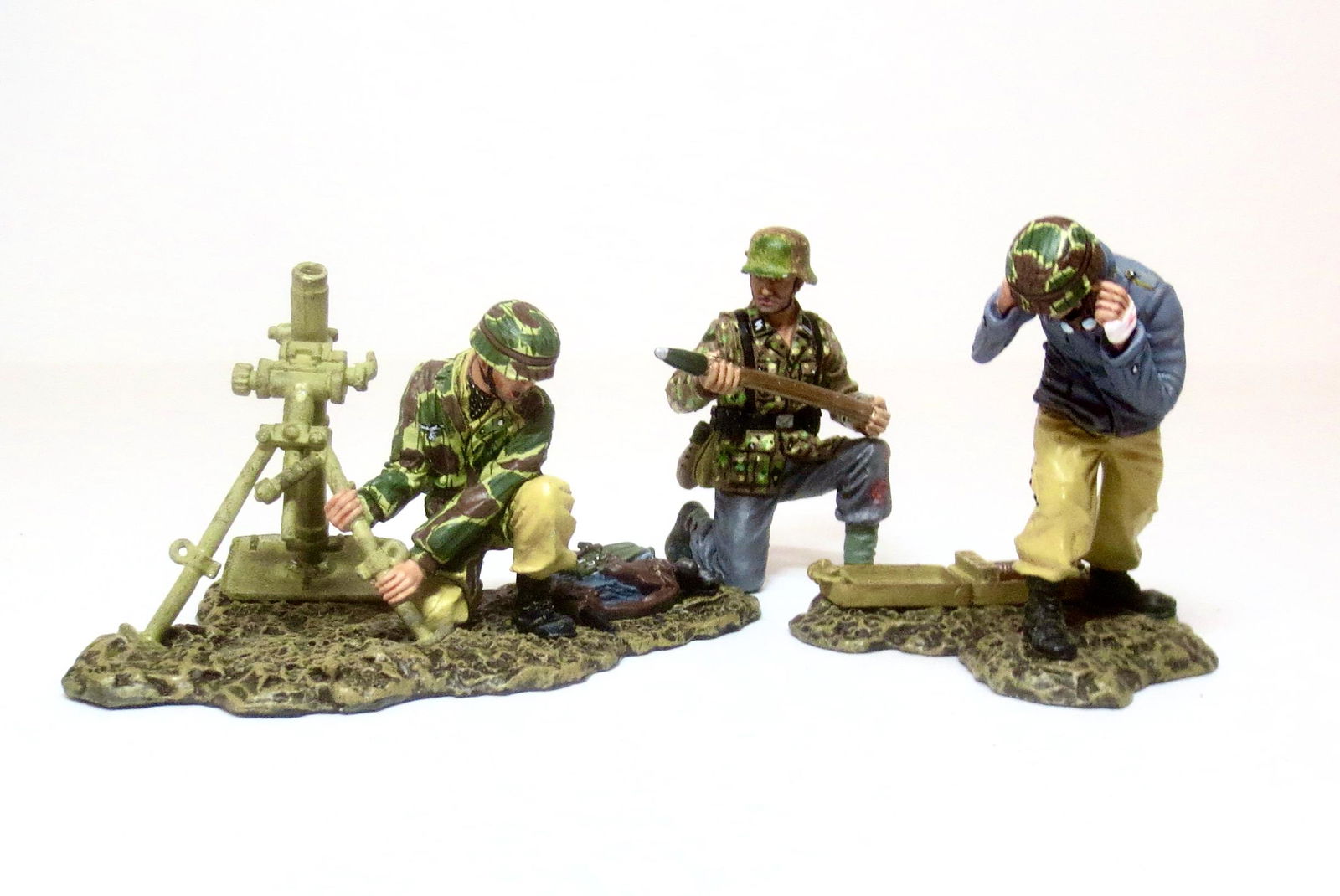 Thomas Gunn WW2 Mortar (1 of 1)