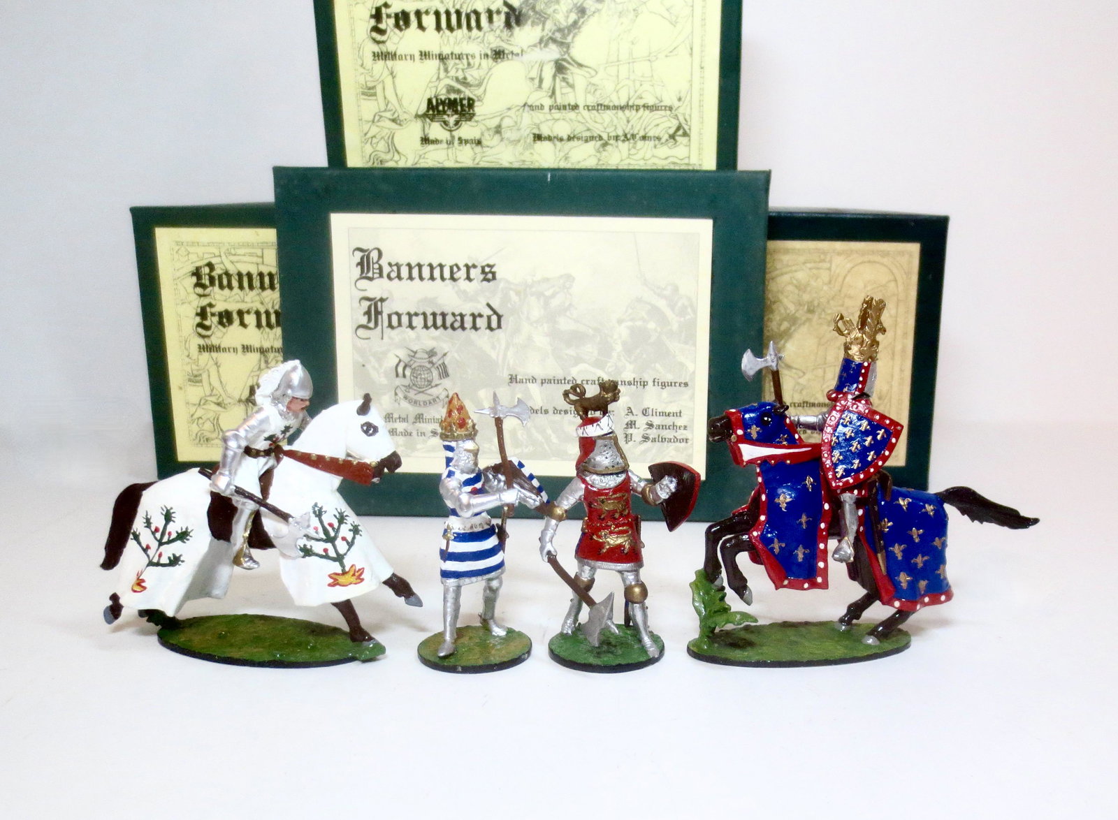 Banners Forward Assorted Knights (1 of 1)