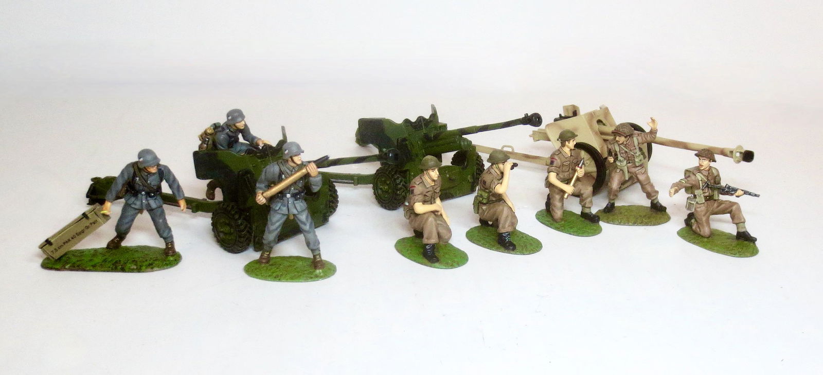 Frontline Figures WW2 Artillery Assortment (1 of 1)