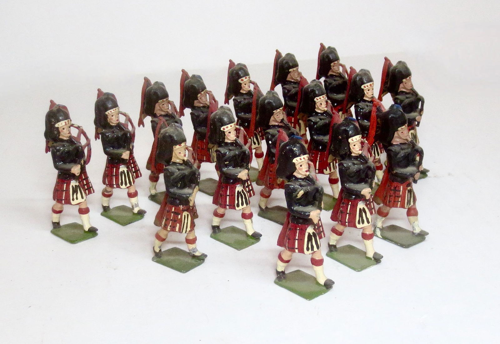 Britains From #76 Scots Guards Pipers (1 of 1)