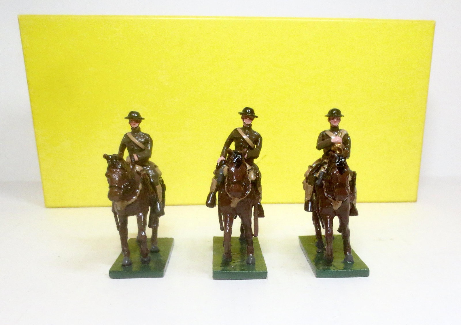 U.S. Military Miniatures #254 WW1 Cavalry: 3 pieces. Mint to near mint condition. Box excellent.
