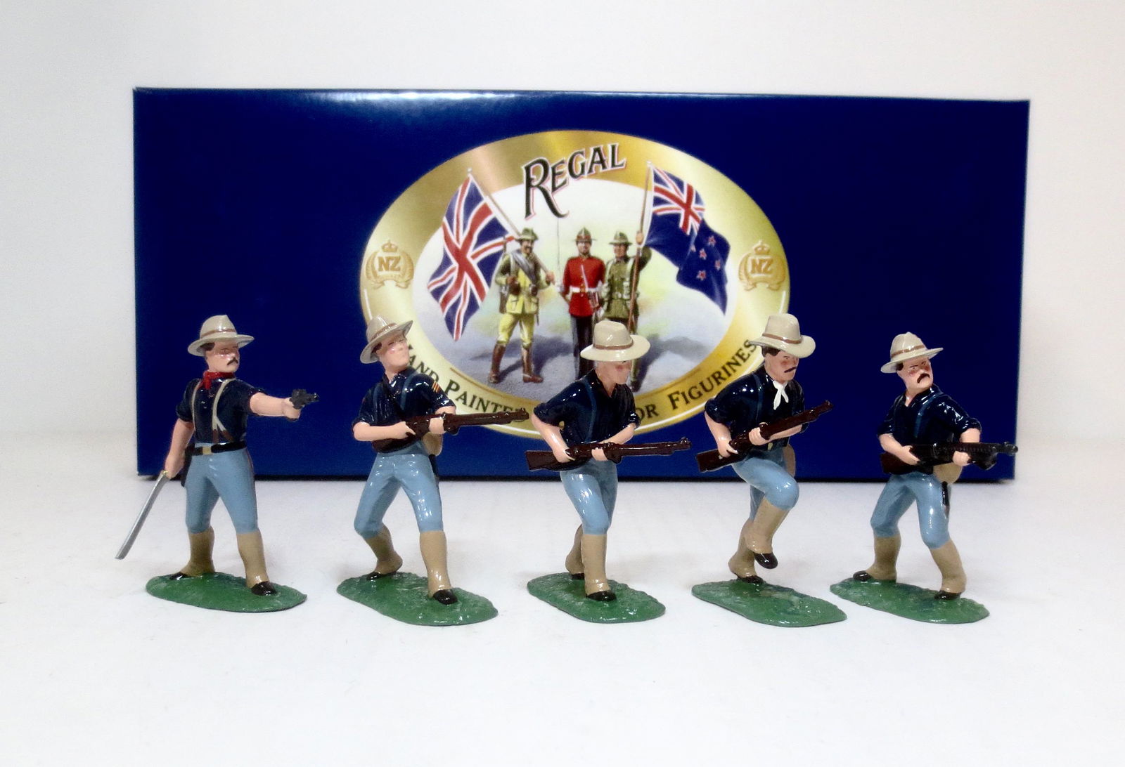Regal #BX11A United States Marine Corps (1 of 1)