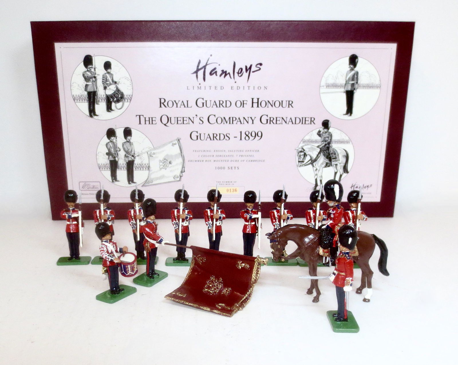 Britains #00105 Royal Guard of Honor (1 of 1)