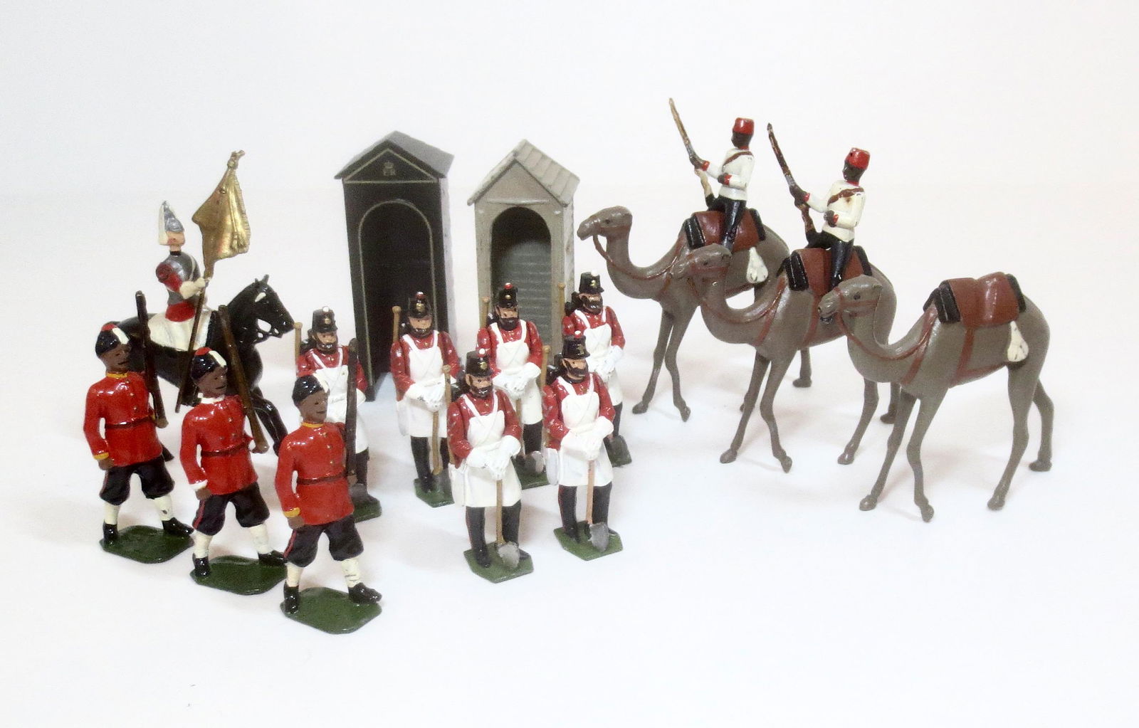 Britains Assorted Figures (1 of 1)