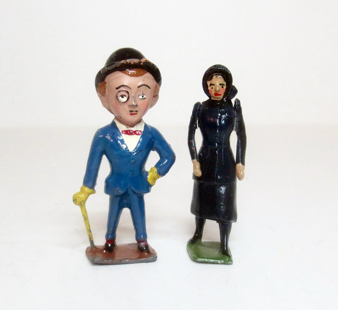 Britains Sir Kreemy Knut & Salvation Army Gal (1 of 1)