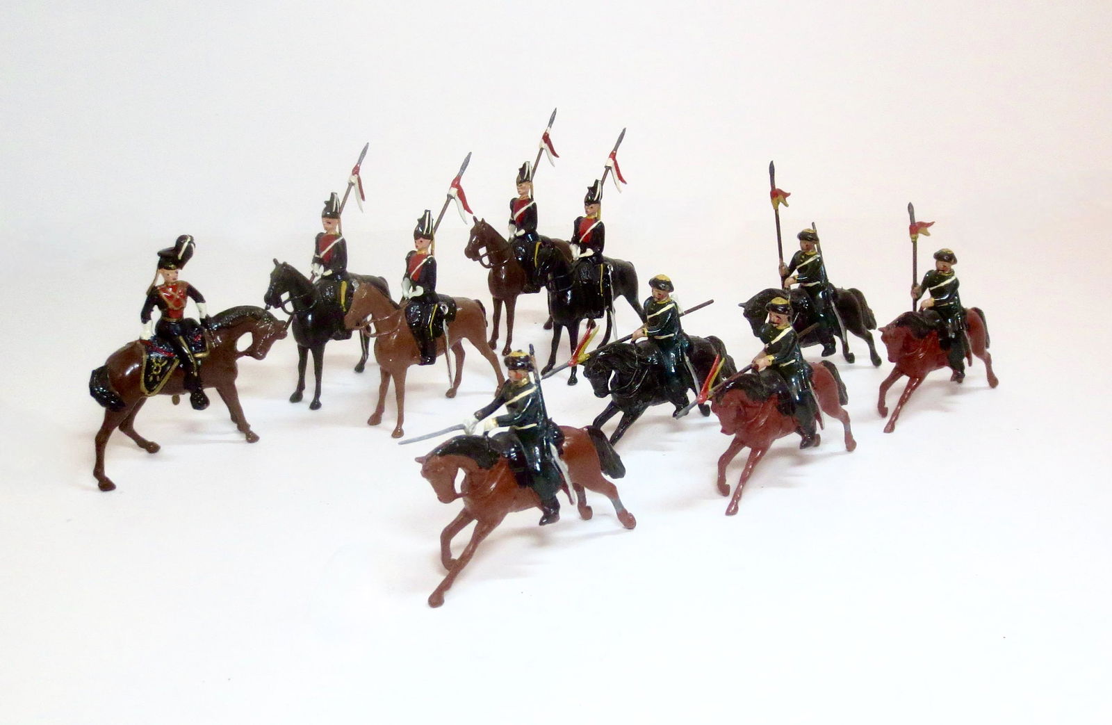 Britains #24 9th Royal Lancers With Officer (1 of 1)