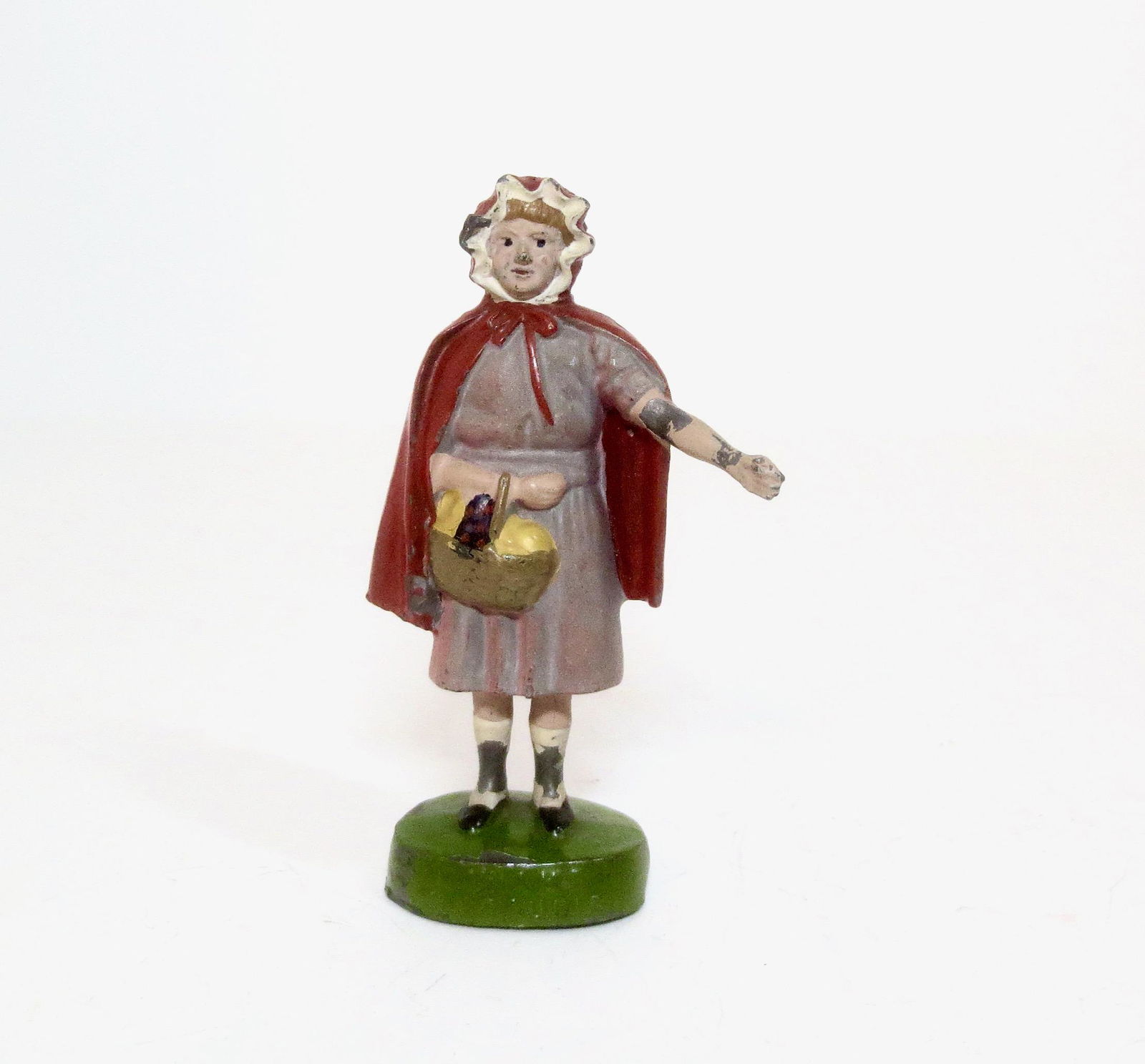 Britains Little Red Riding Hood: Pre war issue. Made as a souvenir for Madame Tussaud's Wax Museum. Very good condition, complete with paint loss. Unboxed.