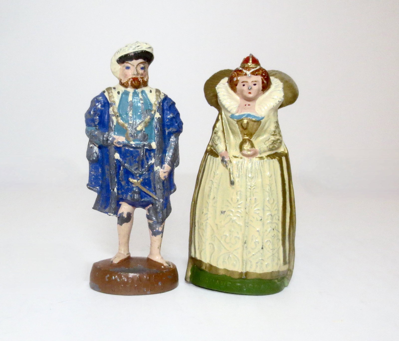 Britains King Henry VIII and Queen Elizabeth I: Souvenir figures made for the Madame Tussauds Wax Museum. 2 pieces. Henry in good condition, with paint loss, Elizabeth in excellent condition. Unboxed.