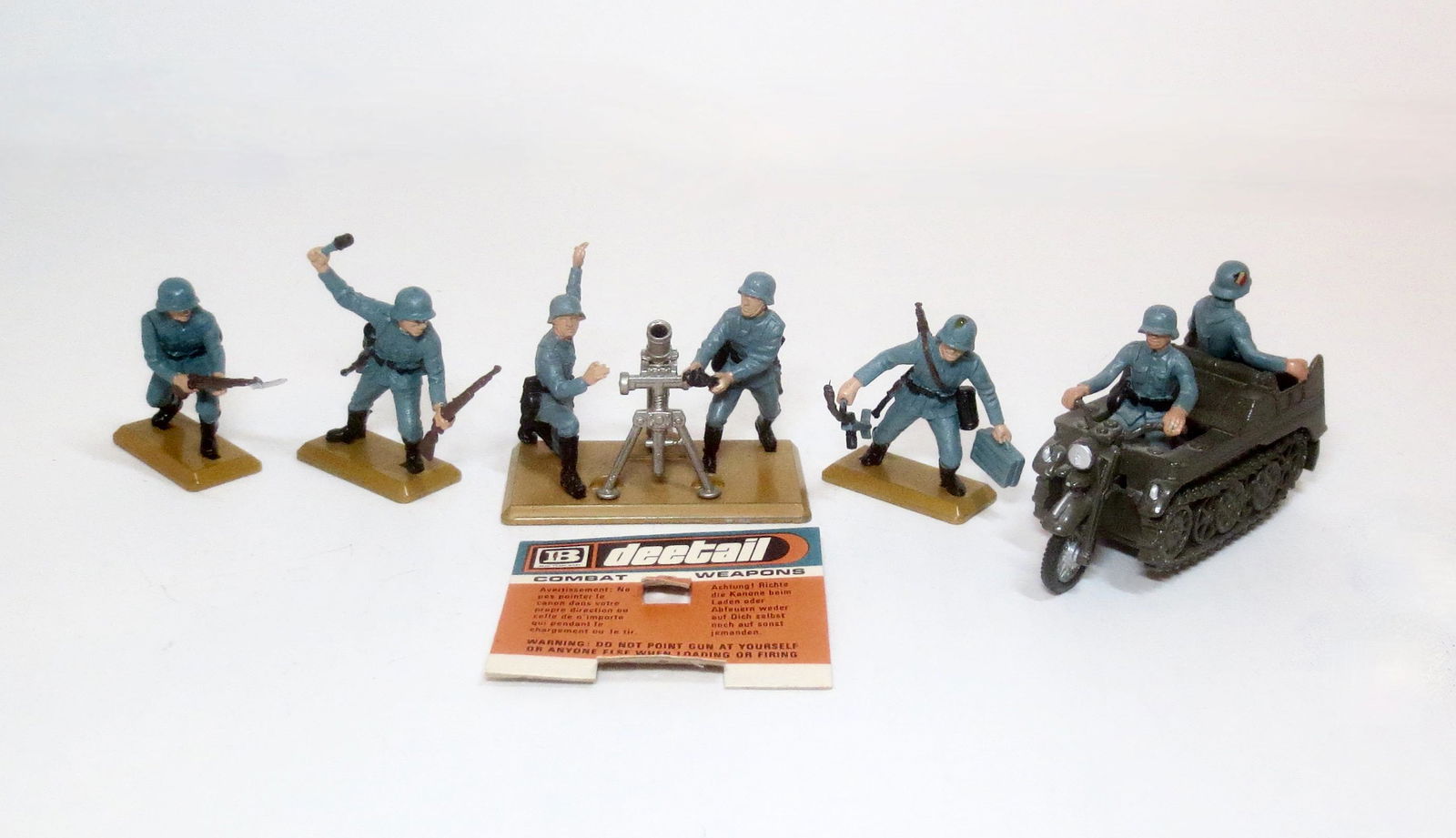 Britains Deetail WW2 German Army Assortment (1 of 2)