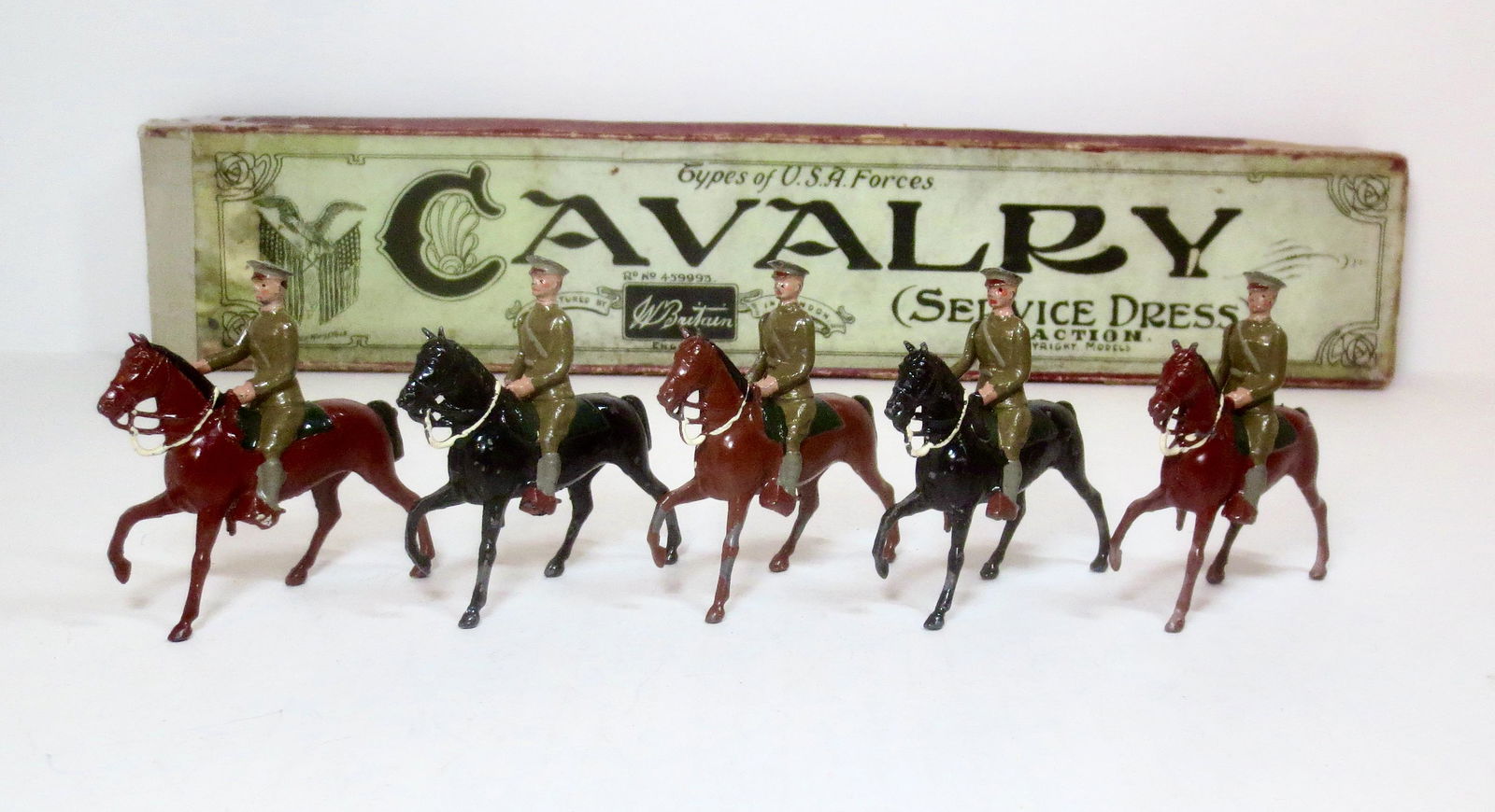 Britains #229 U.S. Cavalry In Service Dress (1 of 2)