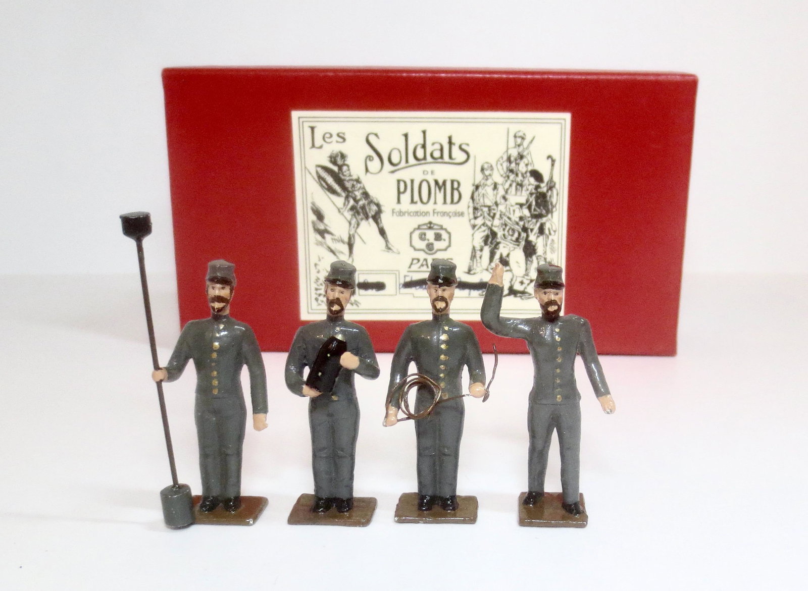 Mignot Confederate Gun Crew: 4 pieces. Mint condition. Box fair (wrong label, no tie card).