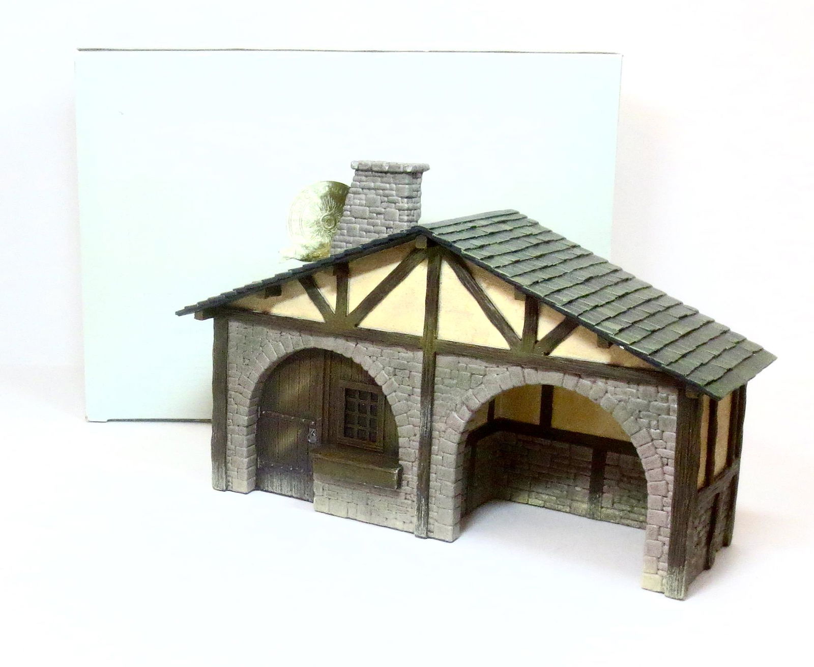 King & Country #SP083 Village Stable (1 of 2)