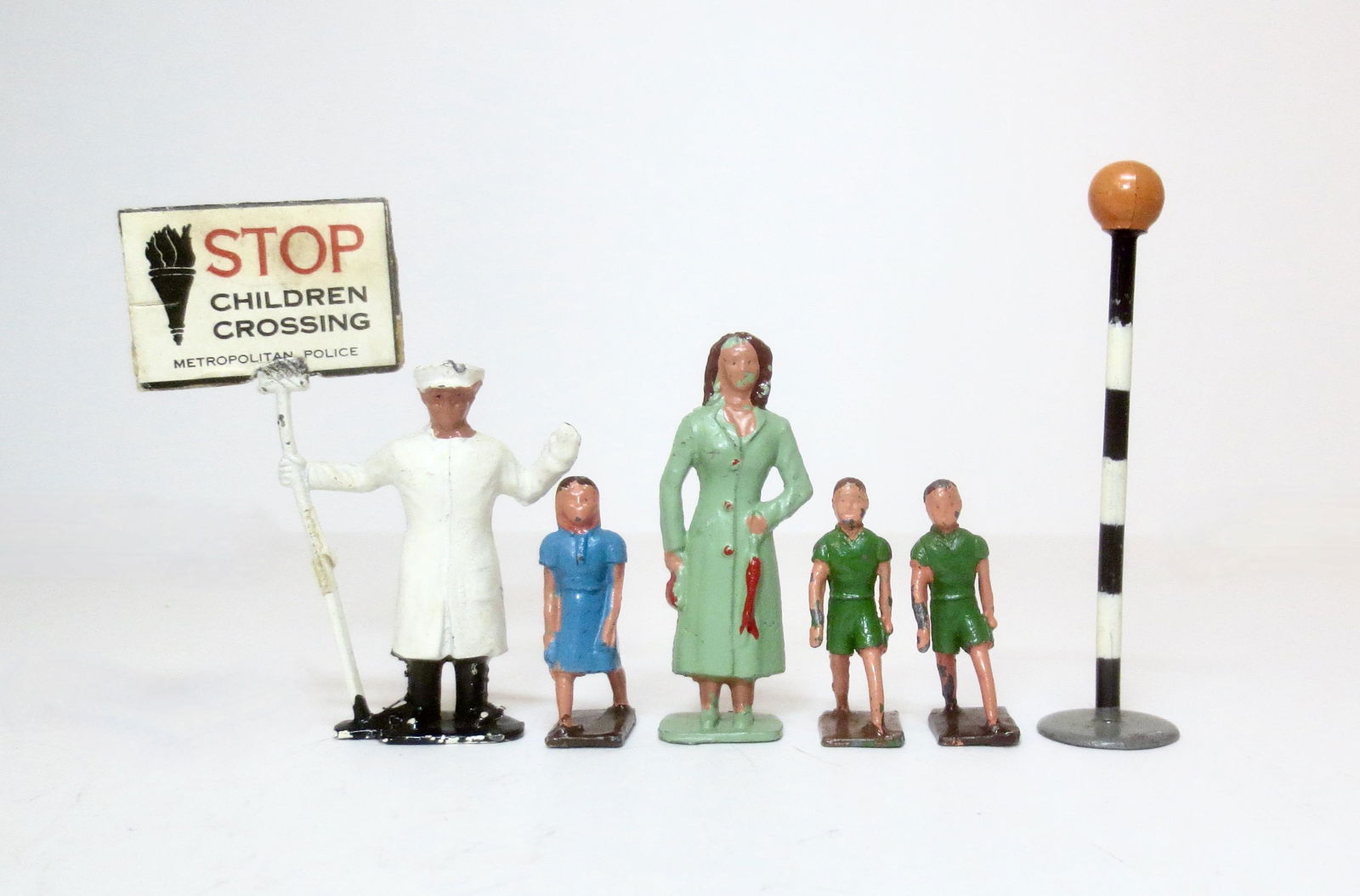 Crescent RARE School Crossing Set (1 of 2)