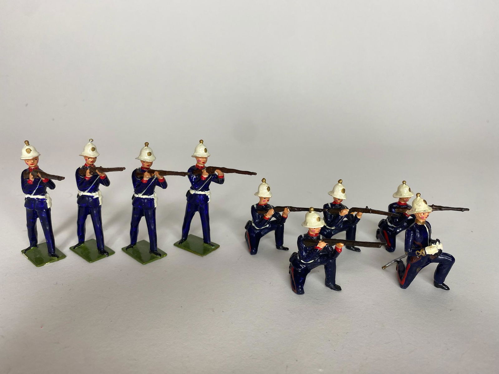 Britains Special Paint Royal Marines Firing (1 of 1)