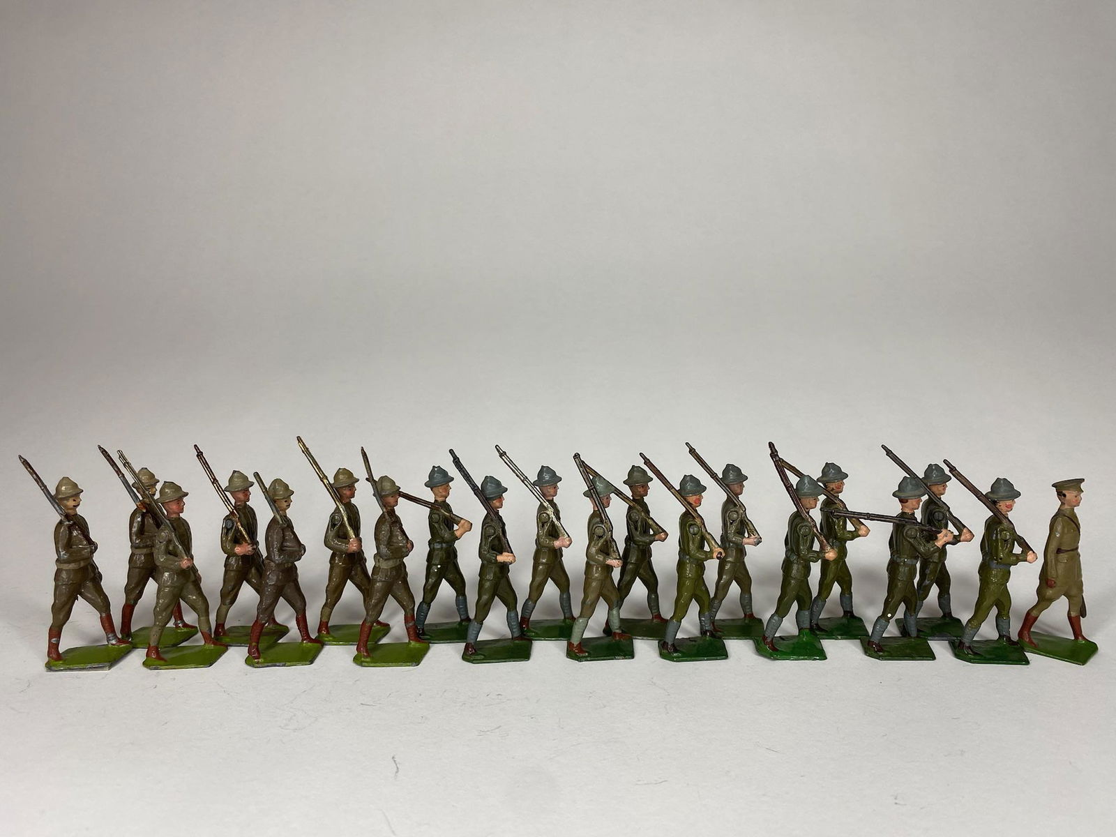 Britains Set 227 USA WWI Infantry Doughboys (1 of 1)