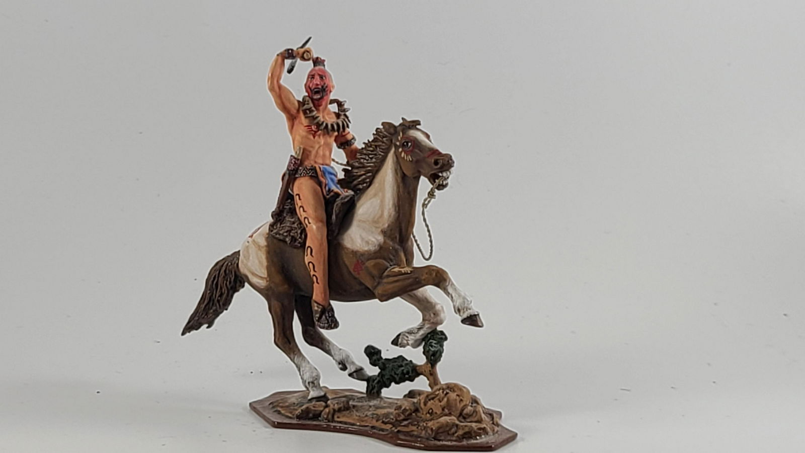 Rochachev St. Petersburg Indian Brave Mounted (1 of 4)