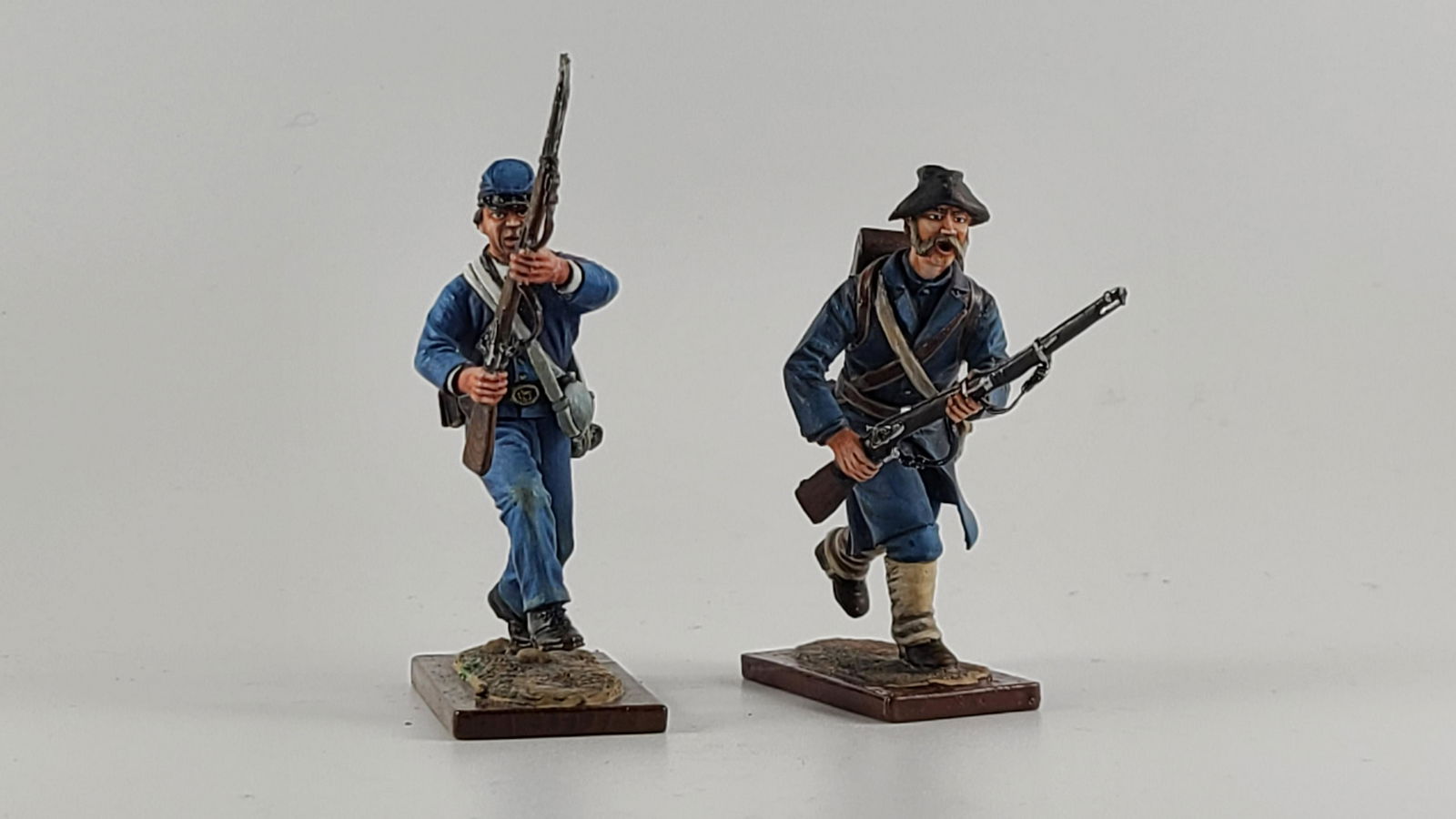 AeroArt St. Petersburg Collection #107 & #109 (1 of 4)