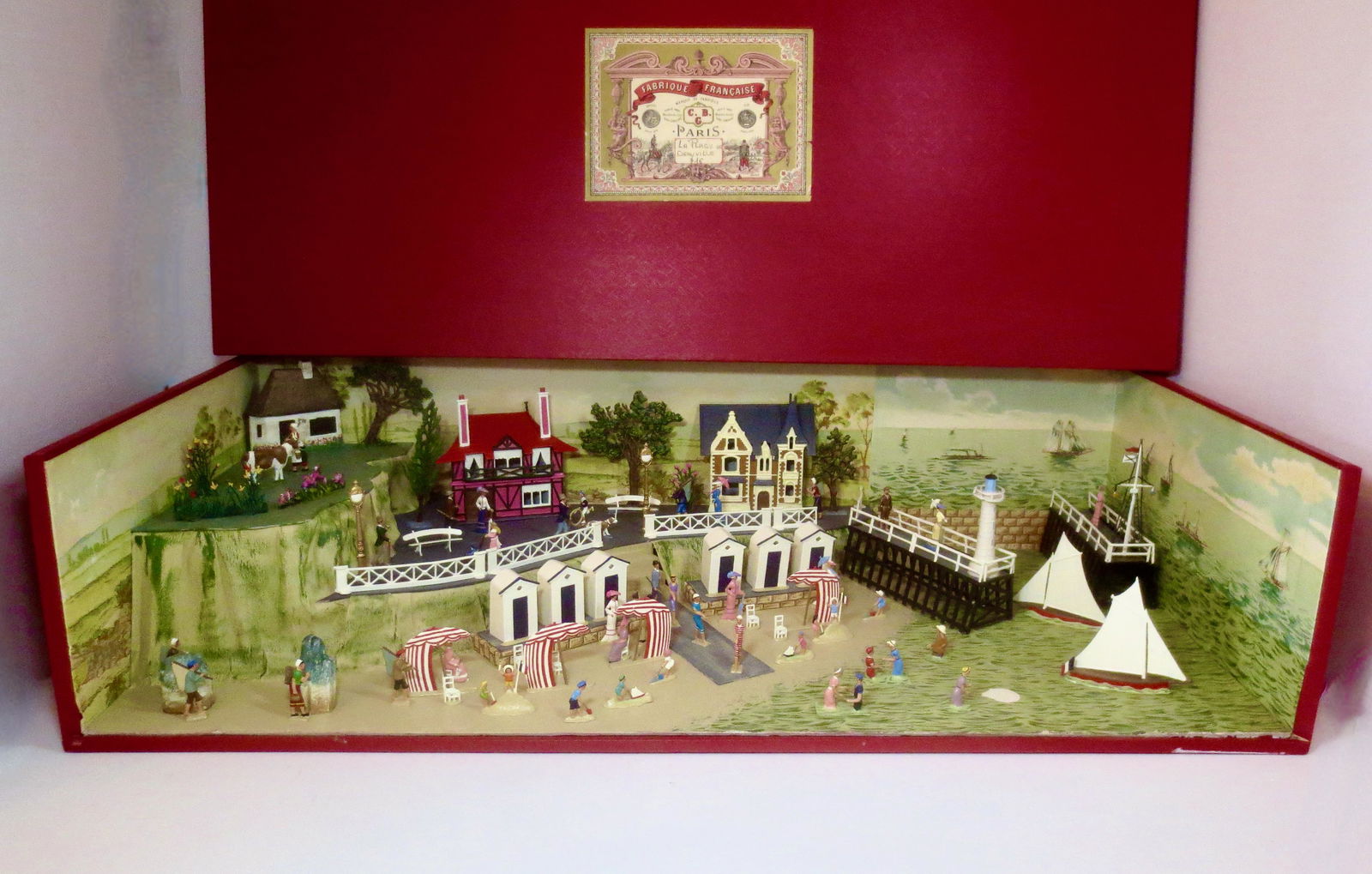 Mignot "La Plage De Deauville" Diorama (1 of 3)