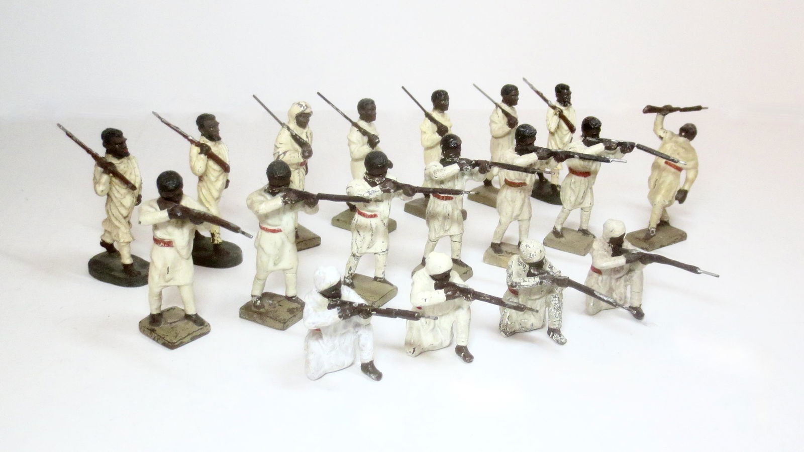 Elastolin & Lineol Ethiopian Infantry (1 of 1)