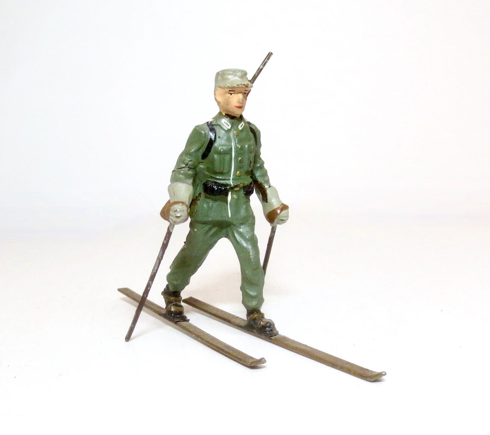 Composition German Ski Trooper (1 of 1)