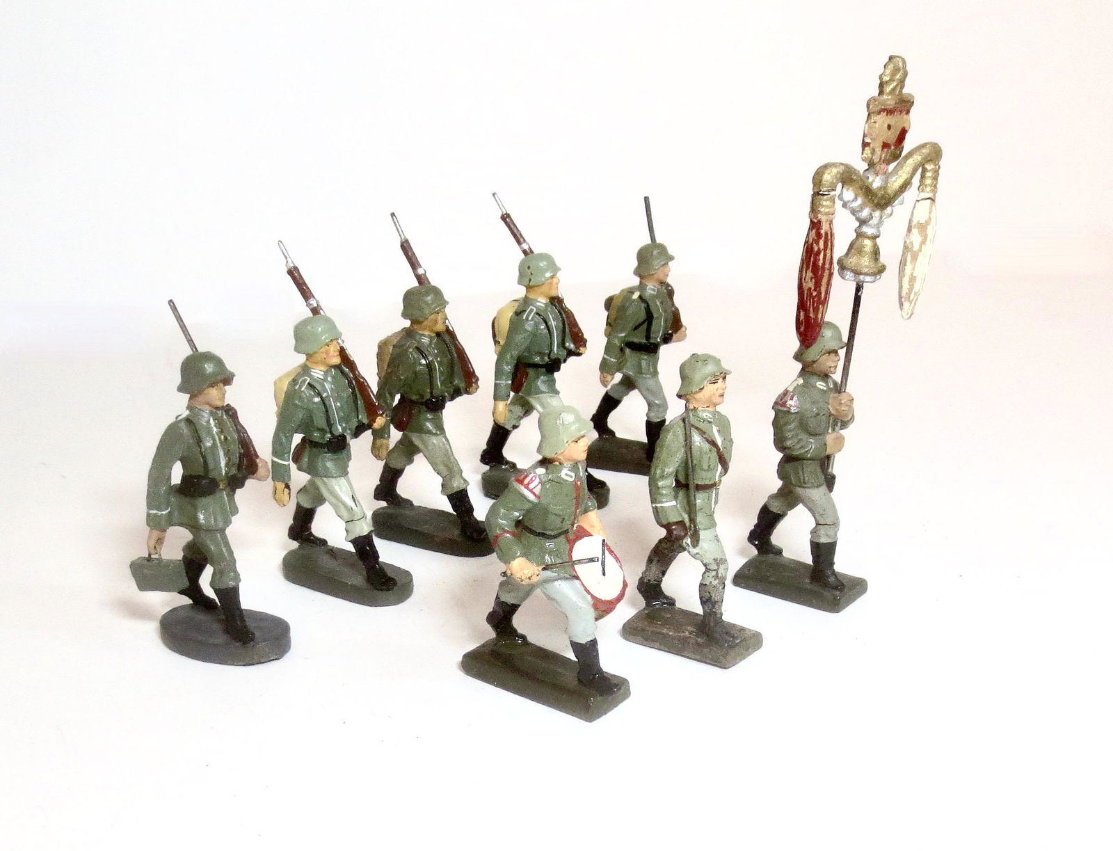 Elastolin & Lineol German Infantry Marching (1 of 1)