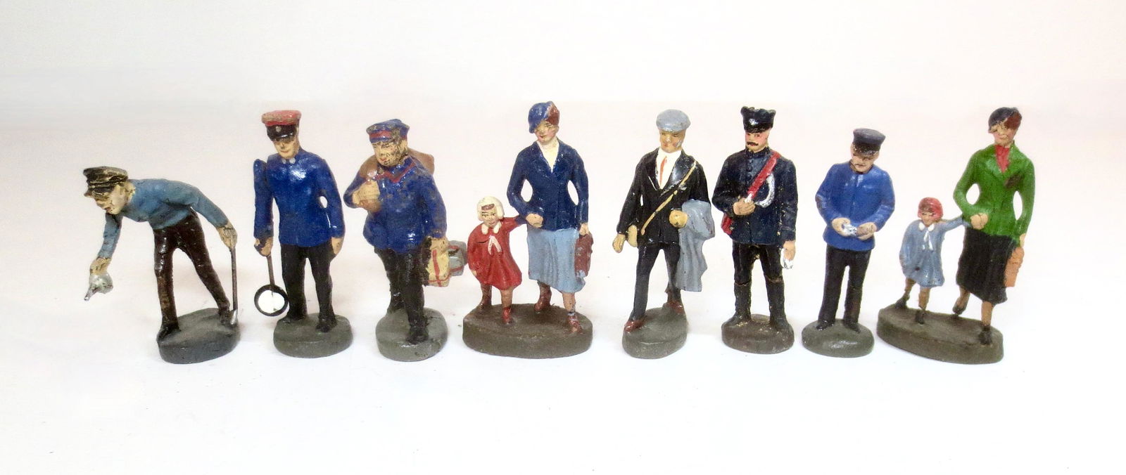 Elastolin Railroad Train Passengers & Crew (1 of 1)