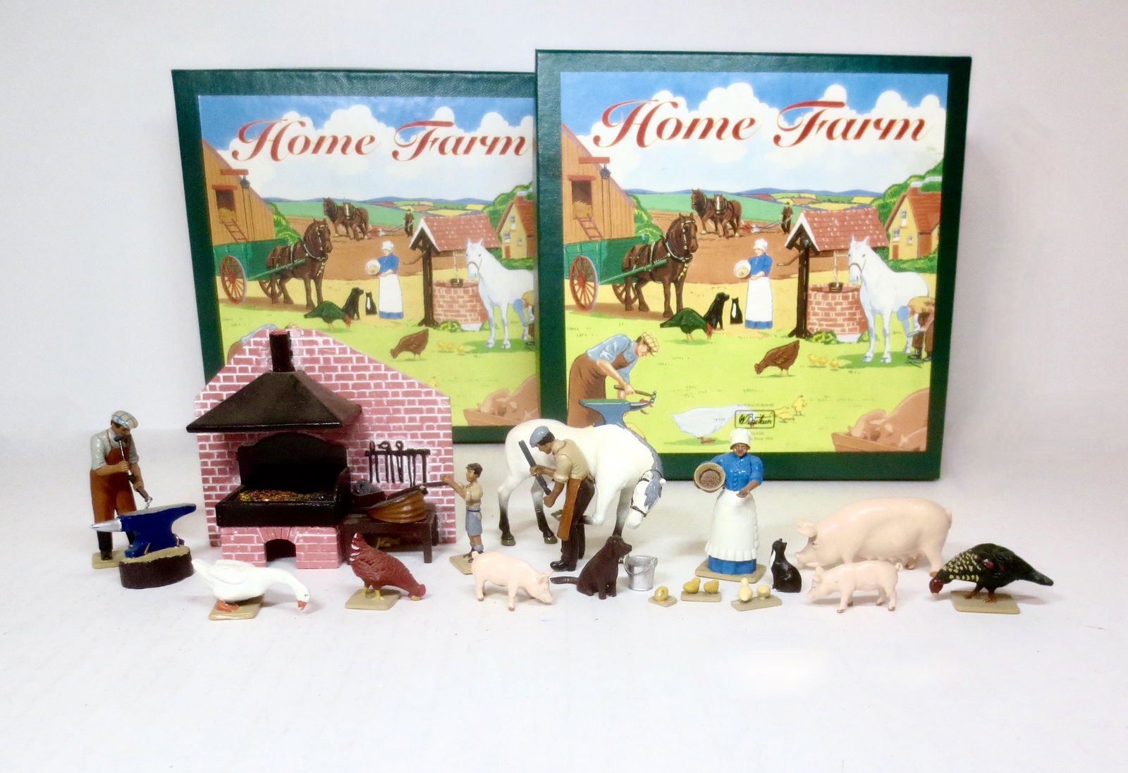 Britains #8706 Home Farm Forge Set (1 of 1)