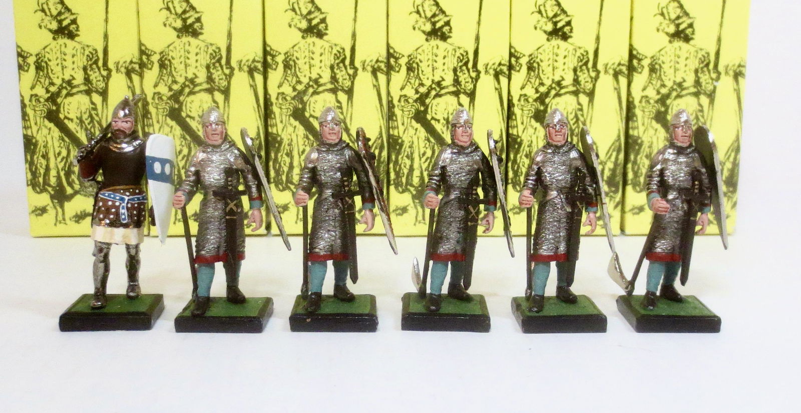 Alymer Single Figures Assortment (1 of 1)