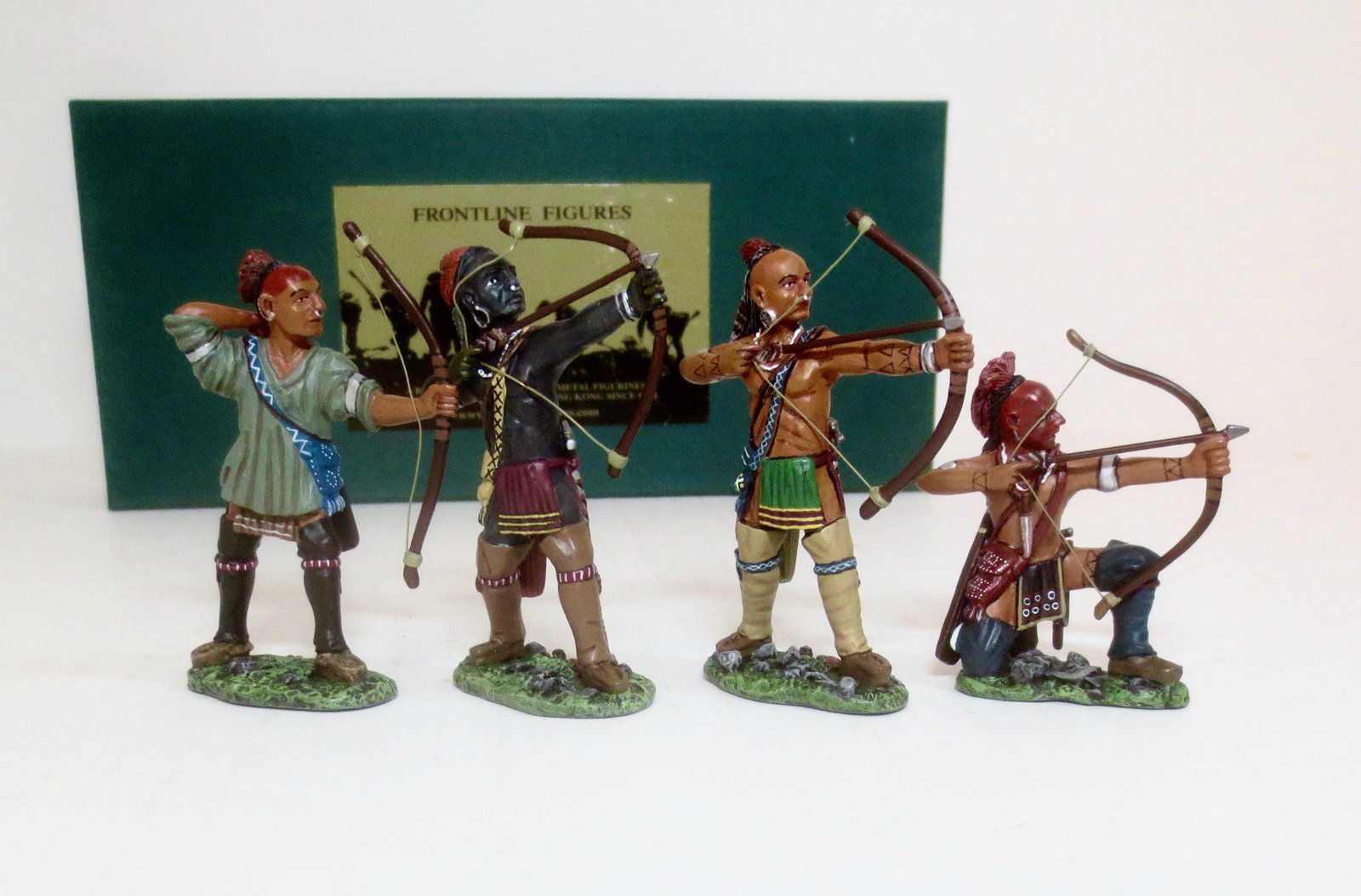 Frontline #IW3 Woodland Indians Firing Bows: 4 pieces. Mint condition. Box excellent.