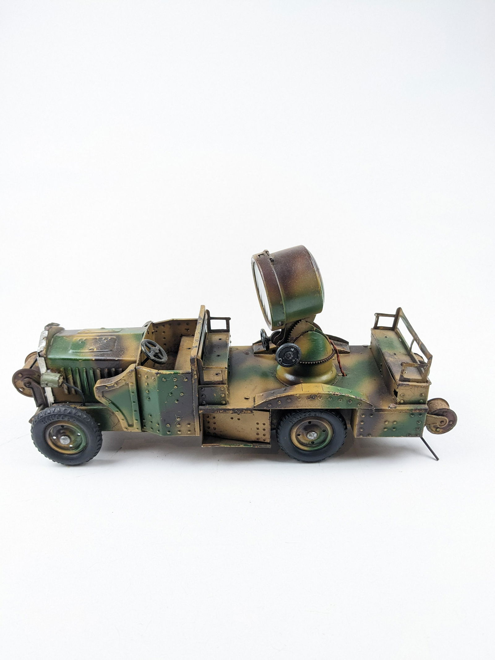 Lineol Searchlight Truck Camo 4x13 (1 of 2)