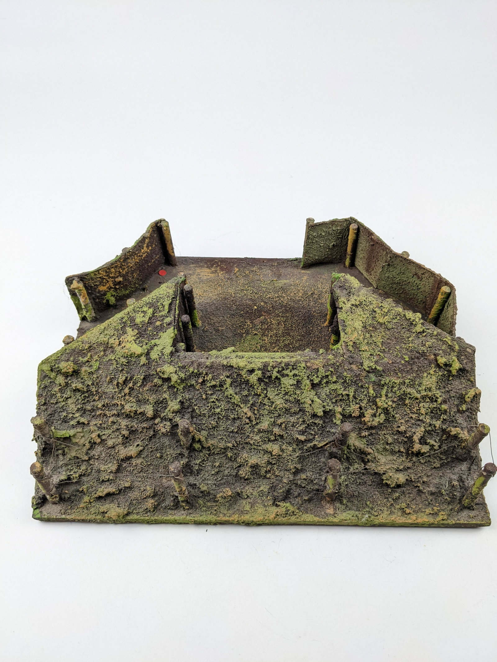 Lineol Gun Bunker 9x12: 1 Piece Condition Very Good
