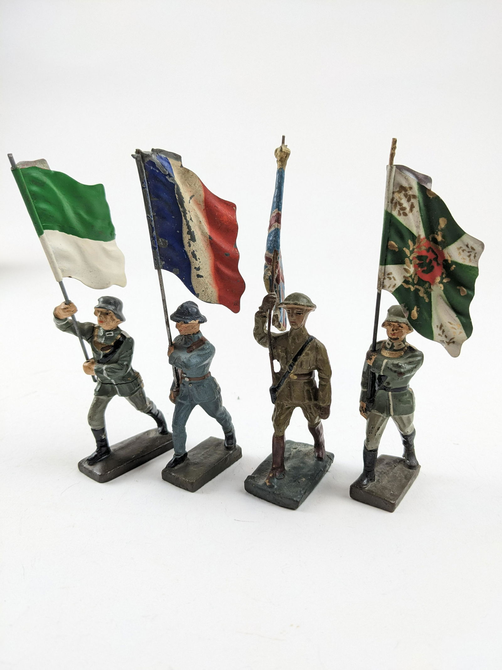 Lineol Flag-bearers Different Countries (1 of 1)