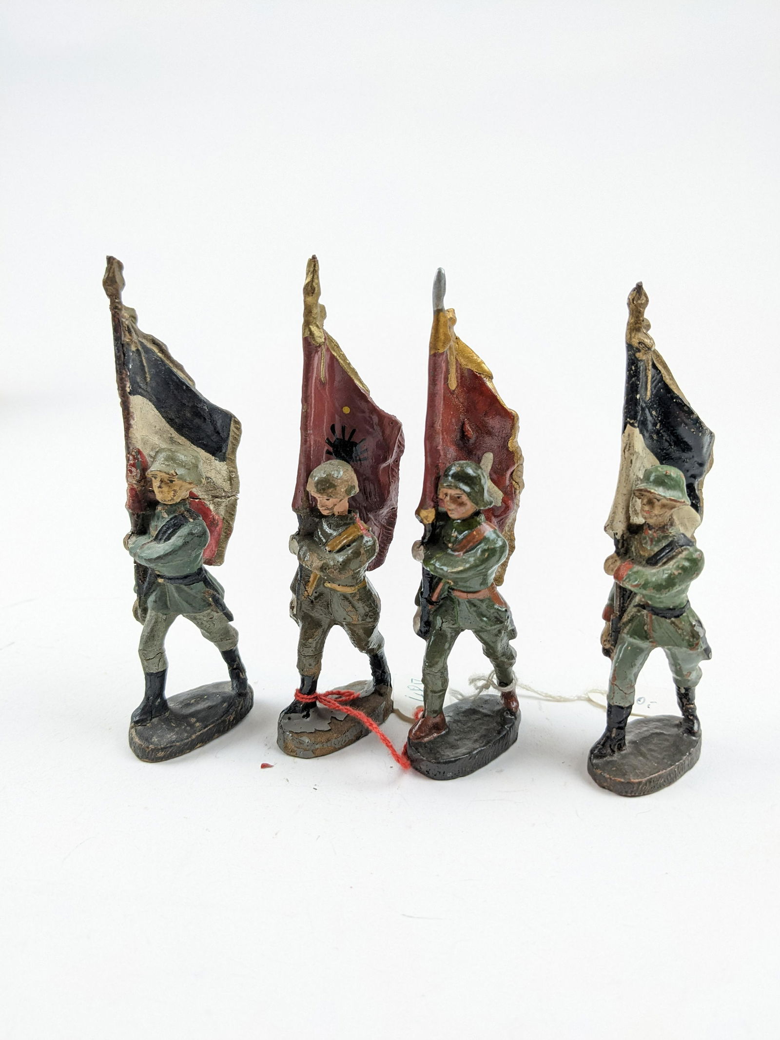 Elastolin Flag-bearer Various Countries Comp Flags (1 of 1)