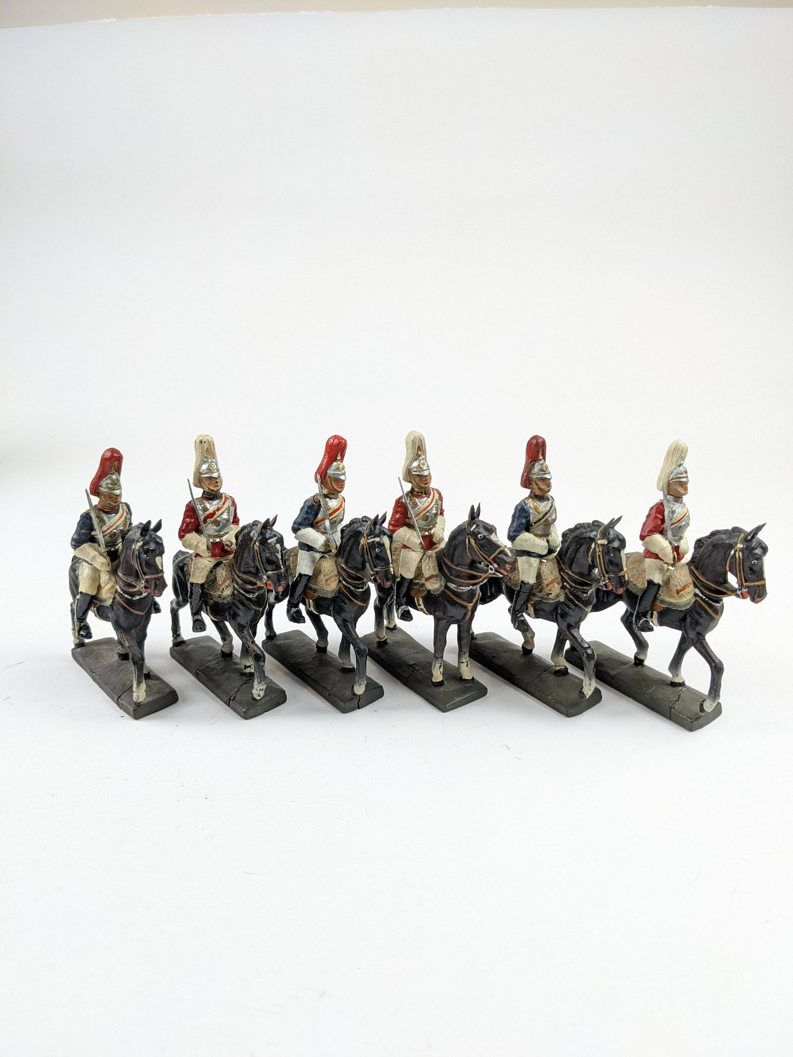 Lineol Horse Guards 7.5cm: 6 Pieces Condition Very Good (Mostly Repainted Figures)