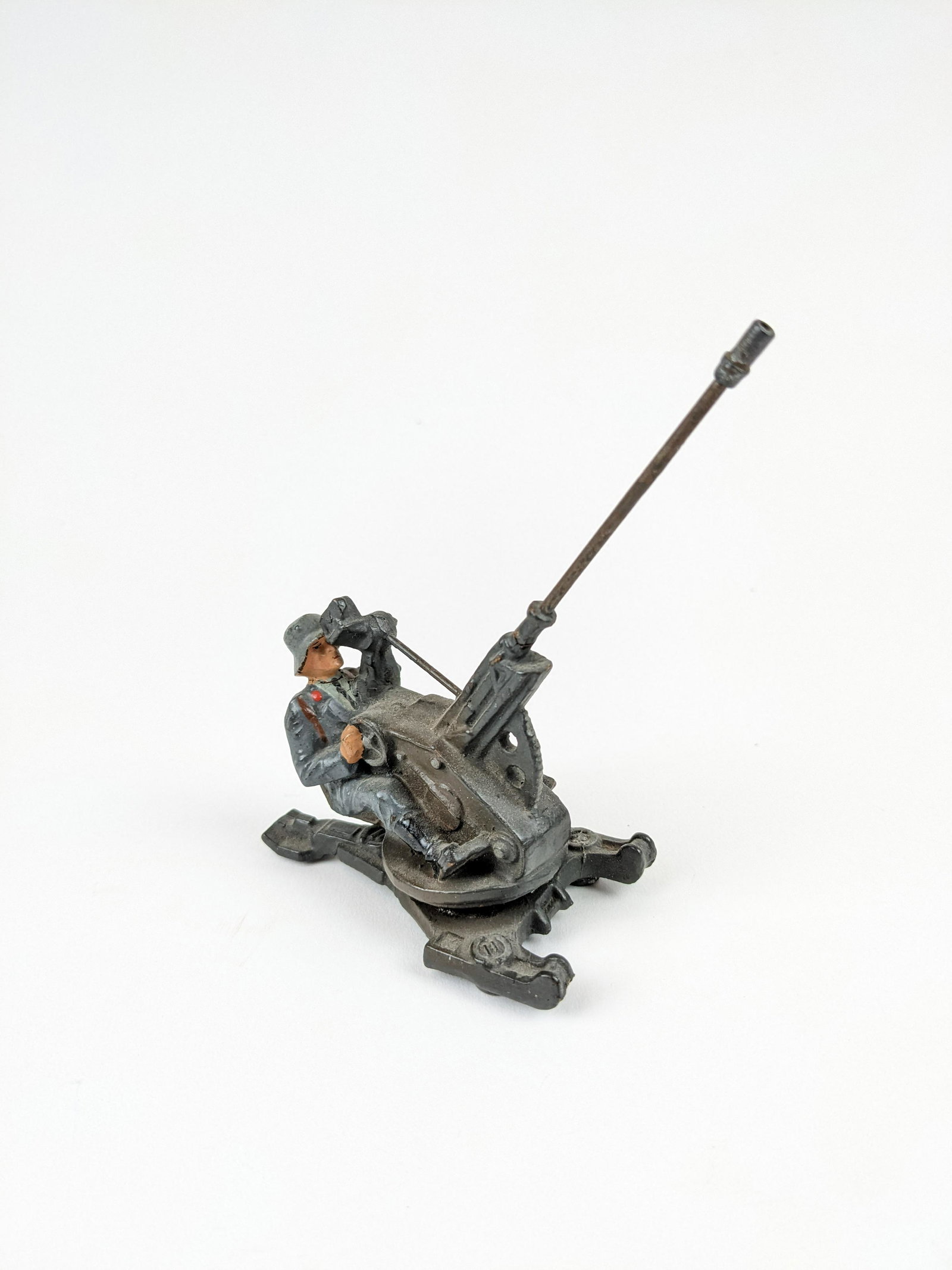 Lineol Luftwaffen Single Seated AA Gun: 1 Piece Condition Very Good