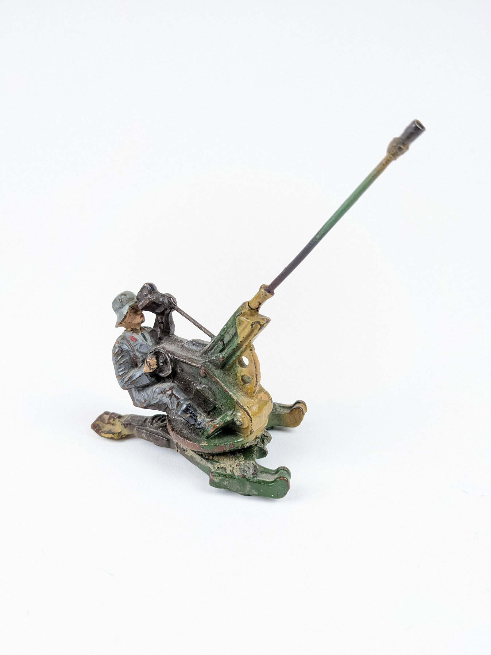 Lineol Luftwaffen Single Seated AA Gun Camo: 1 Piece Condition Very Good