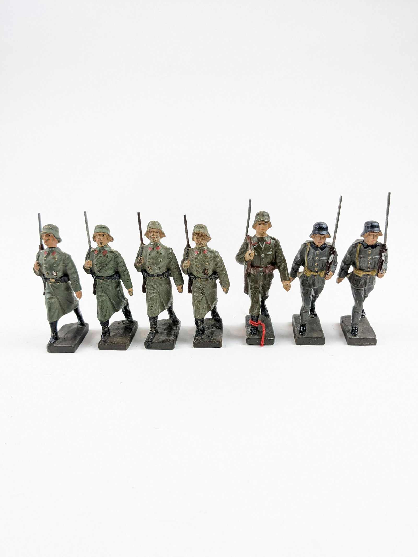 Lineol Various Marching Troops 7.5cm (1 of 1)
