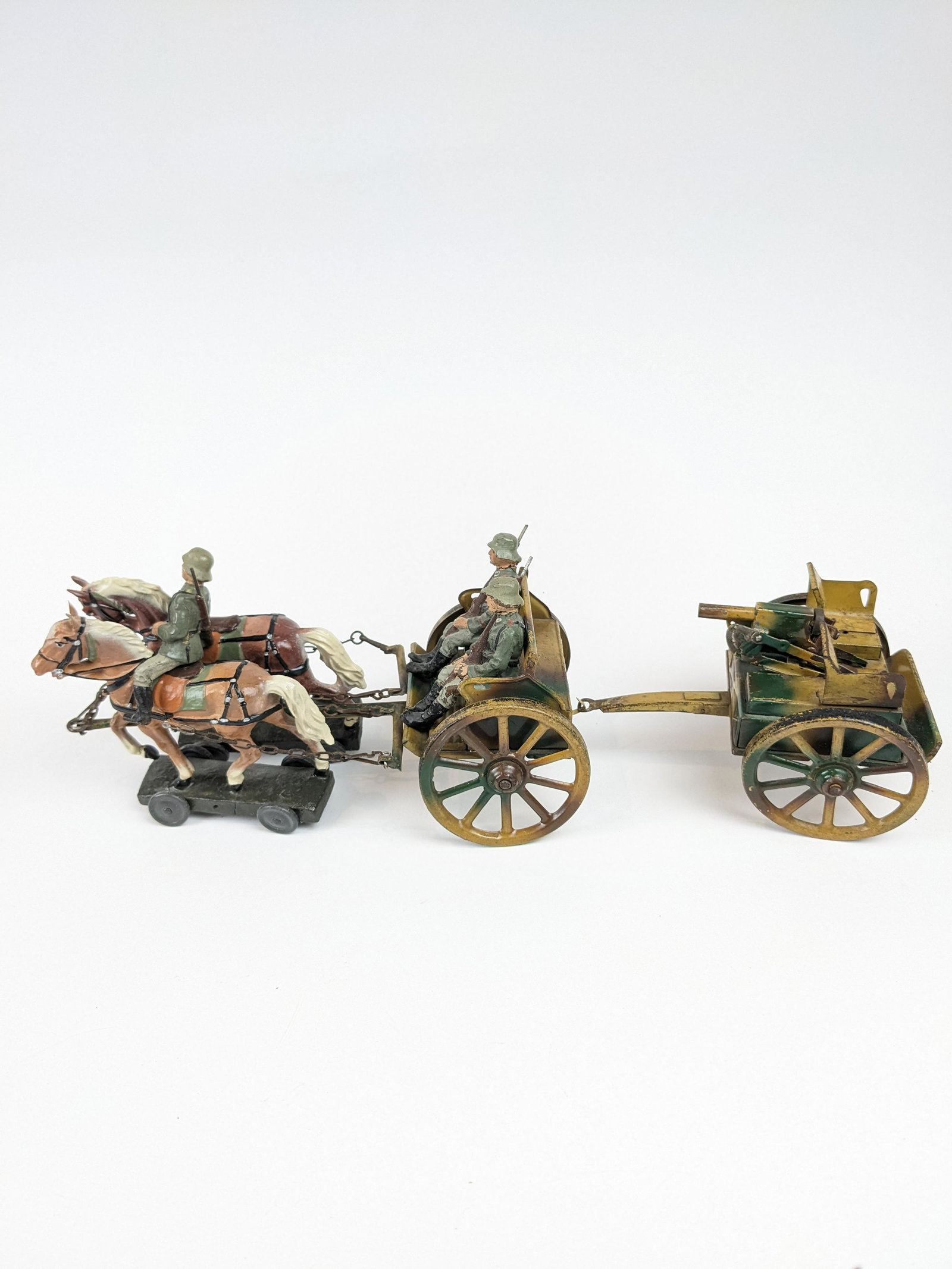 Lineol German Horse-drawn Machine Gun Camo: 7 Pieces Condition Good To Very Good