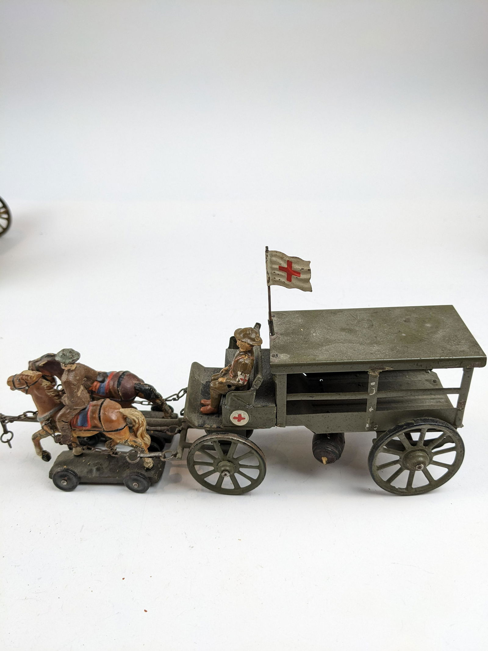 Lineol  U.S., Horse-drawn Ambulance 6.5 (1 of 1)