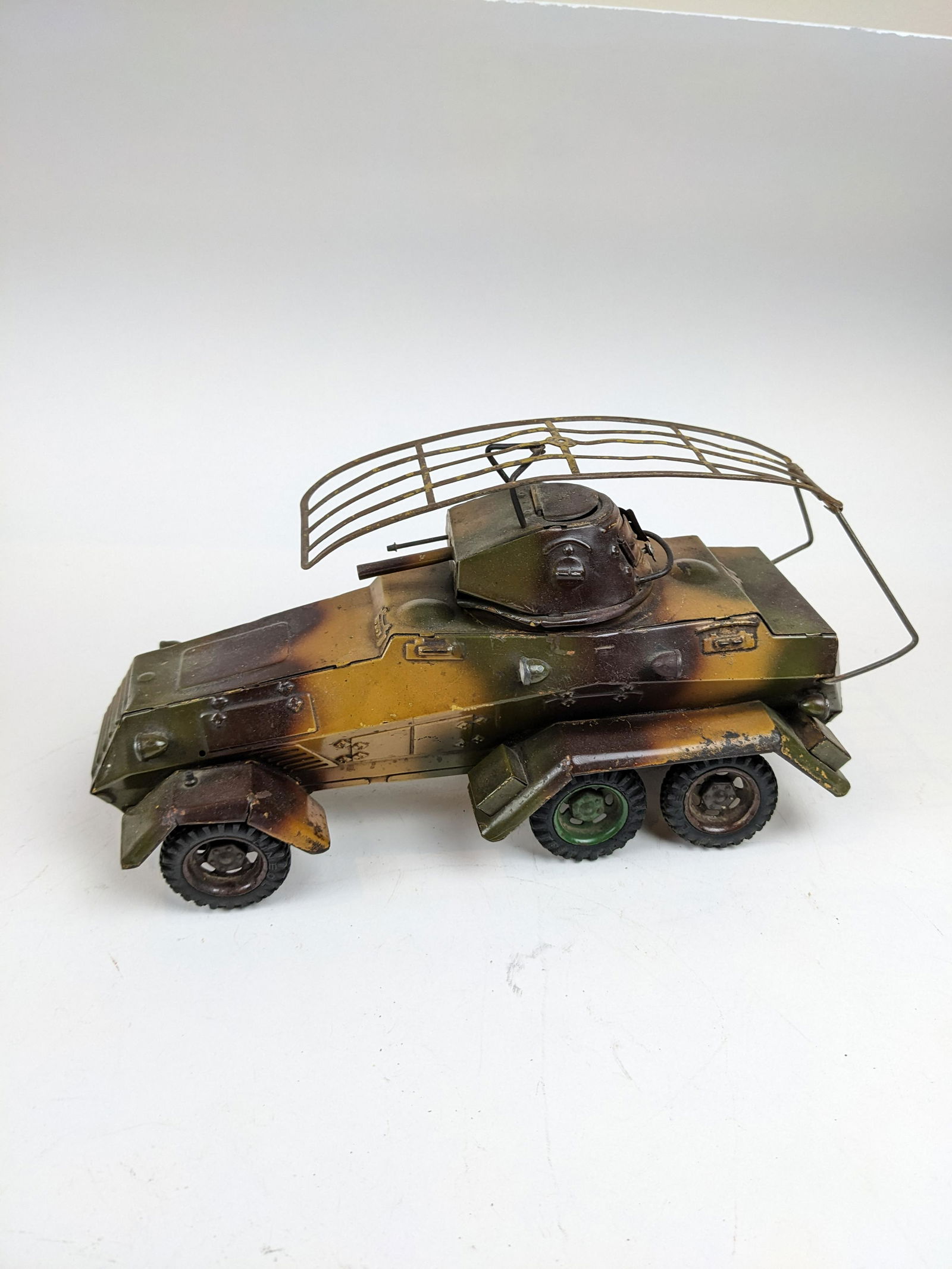 Lineol Light Tank Camo 4x10 (1 of 1)
