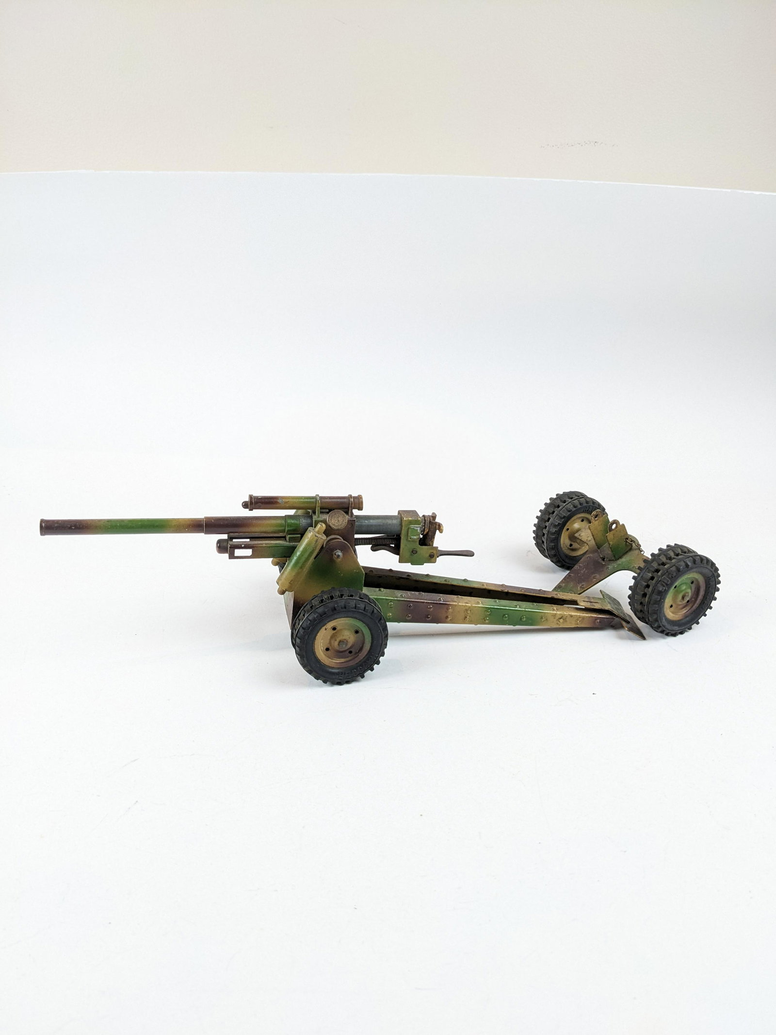 Hausser Long Gun Camo 5x13: 2 Pieces Condition Very Good