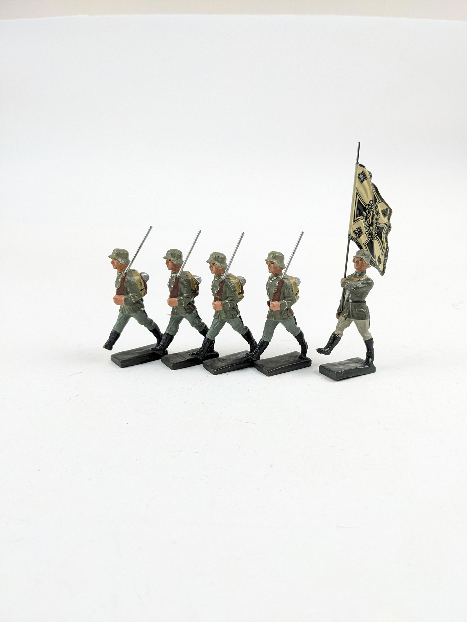 Lineol Germans Goose Stepping (1 of 1)