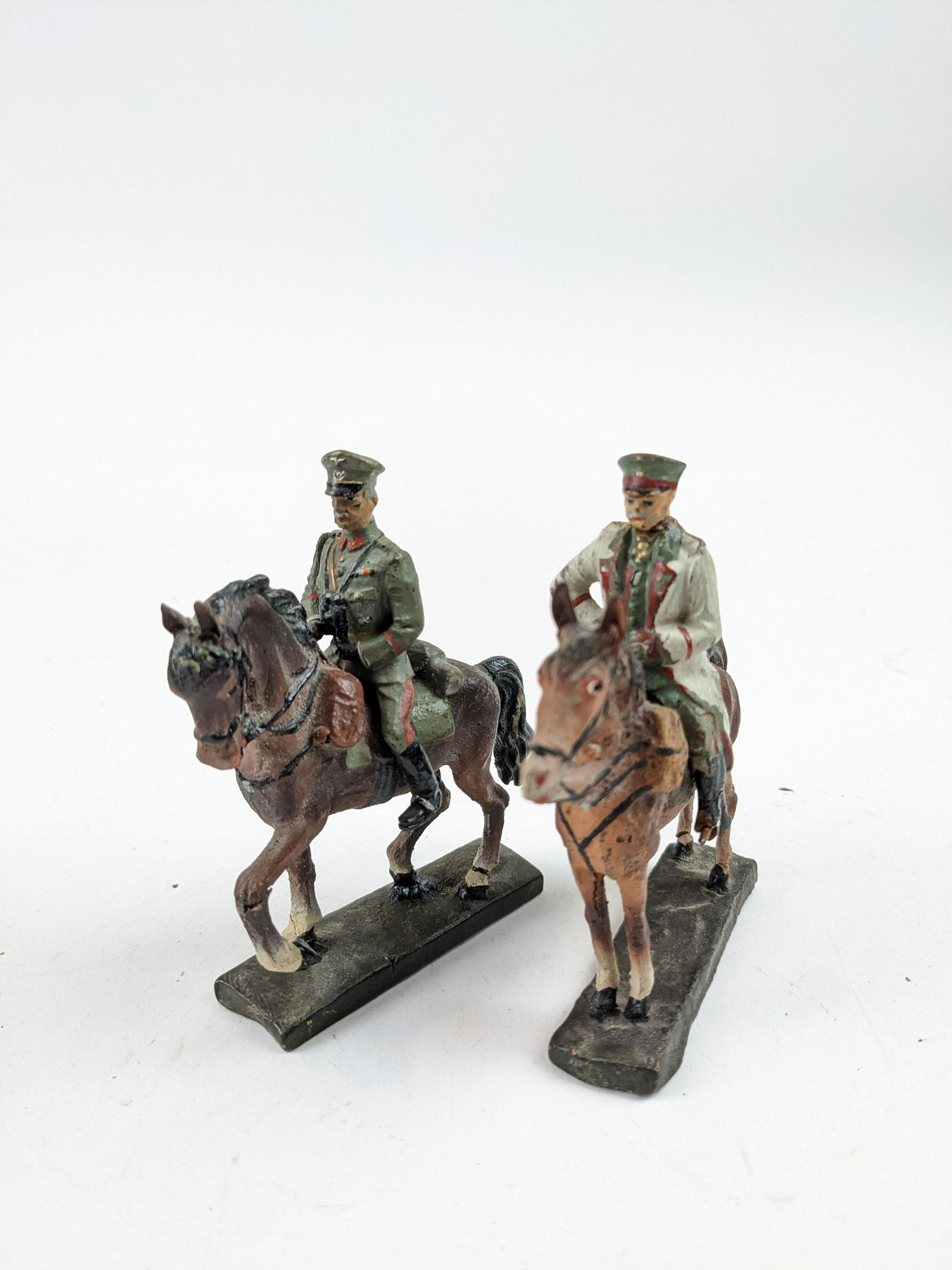 Lineol German Mounted Generals Moving Arm (1 of 1)