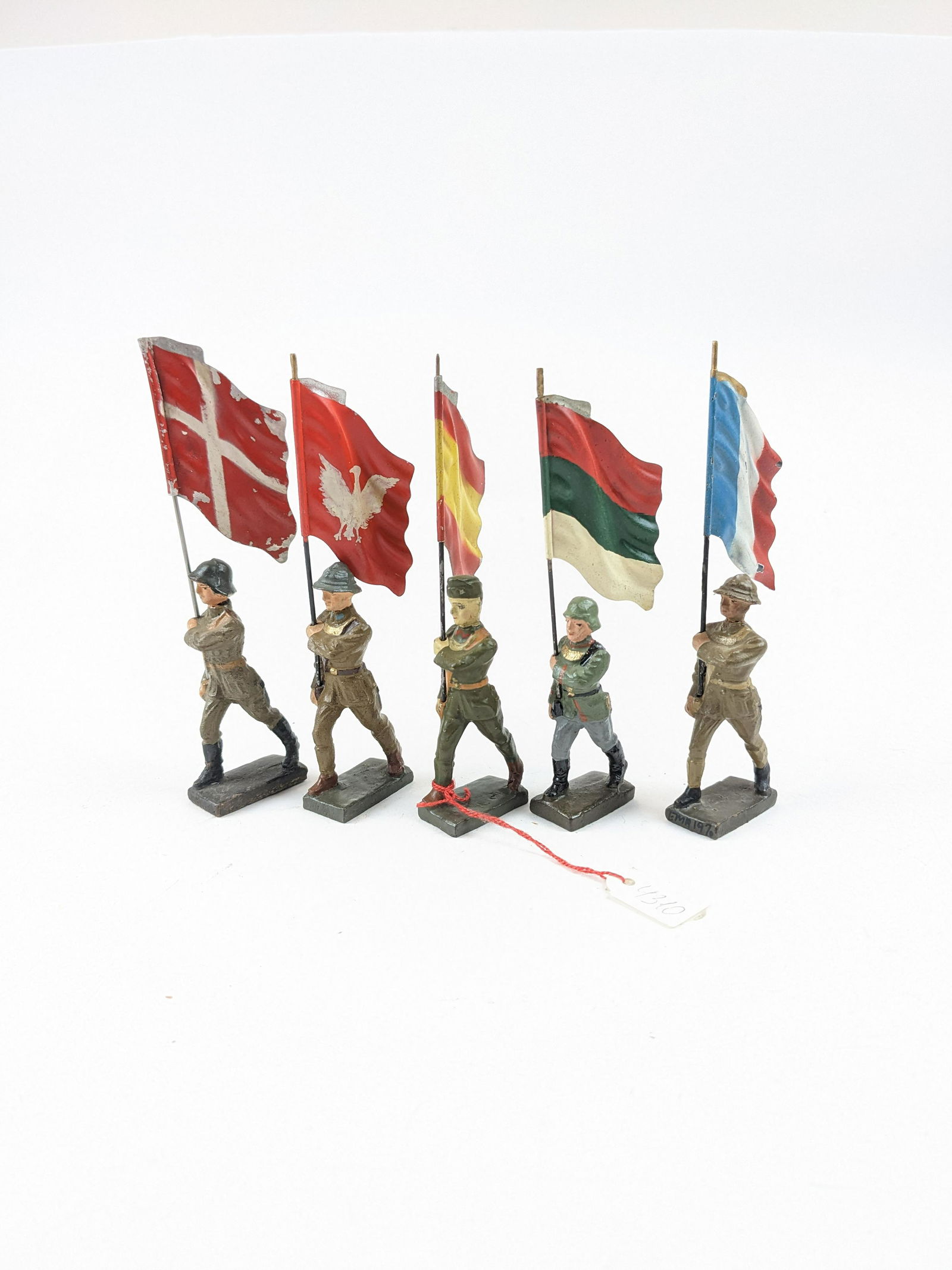 Lineol Flagbearers Various Countries (1 of 1)