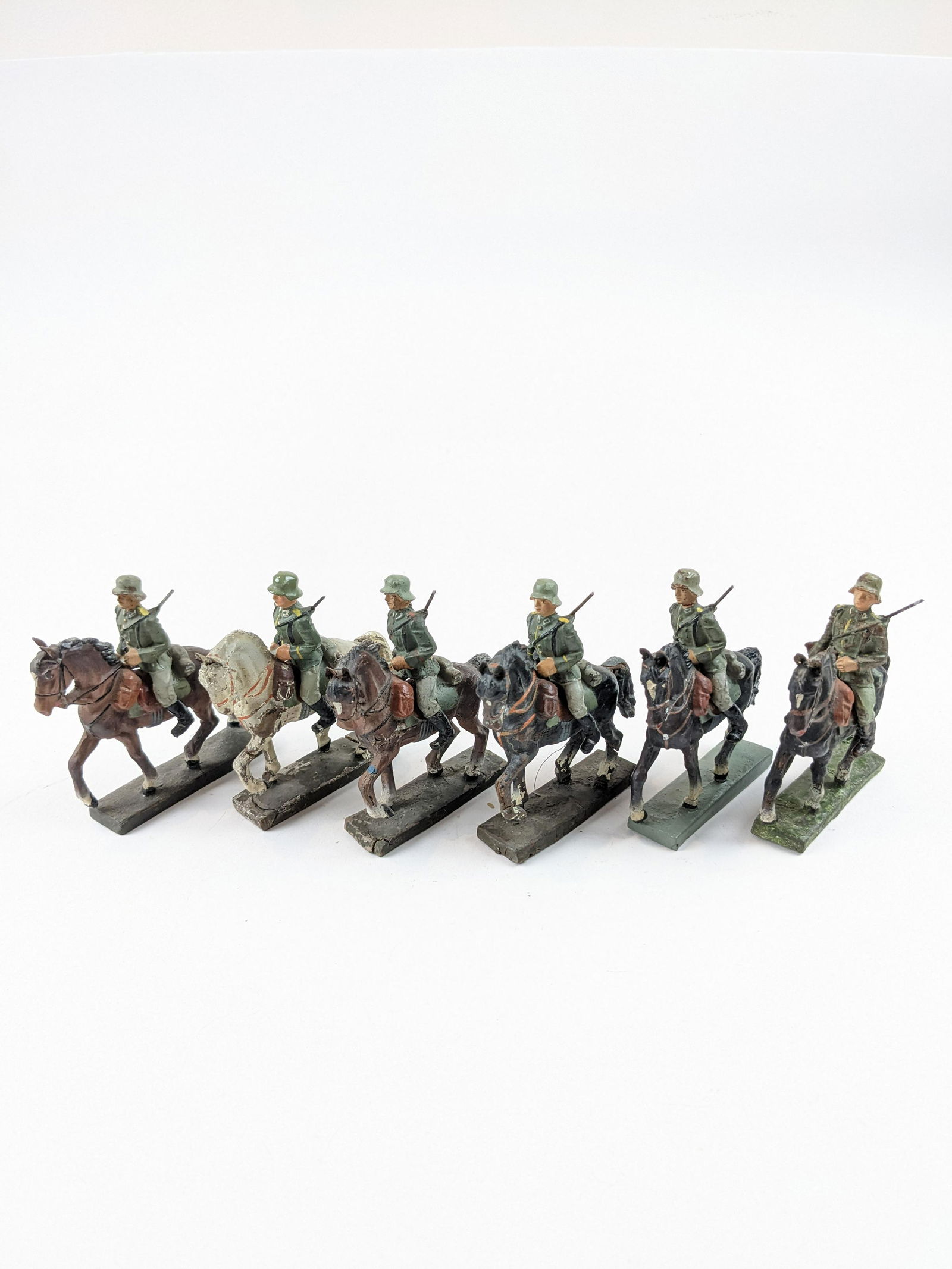 Lineol German Mounted Troops (1 of 1)