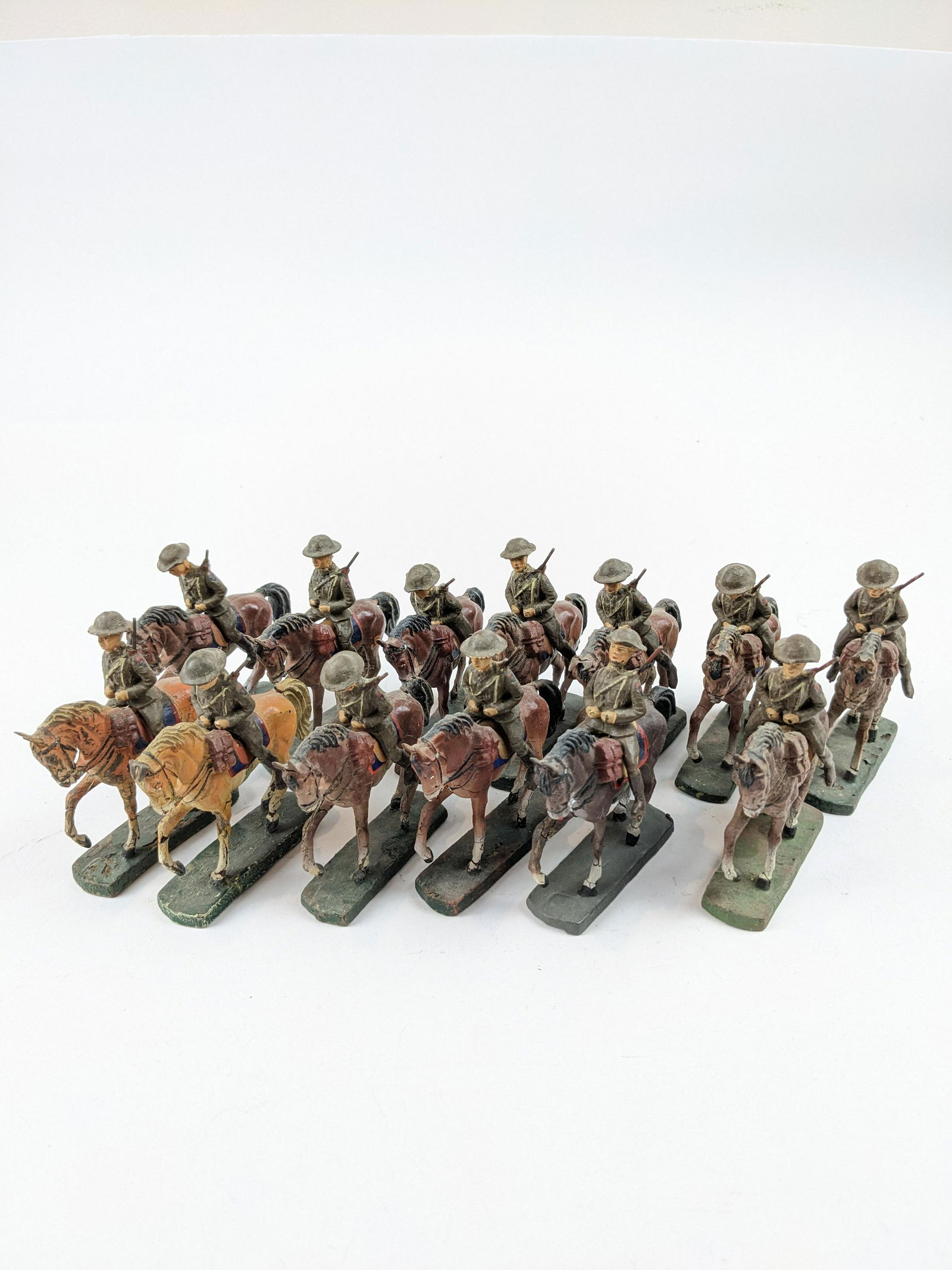 Elastolin  U.S. Mounted Steel Helmets (1 of 1)