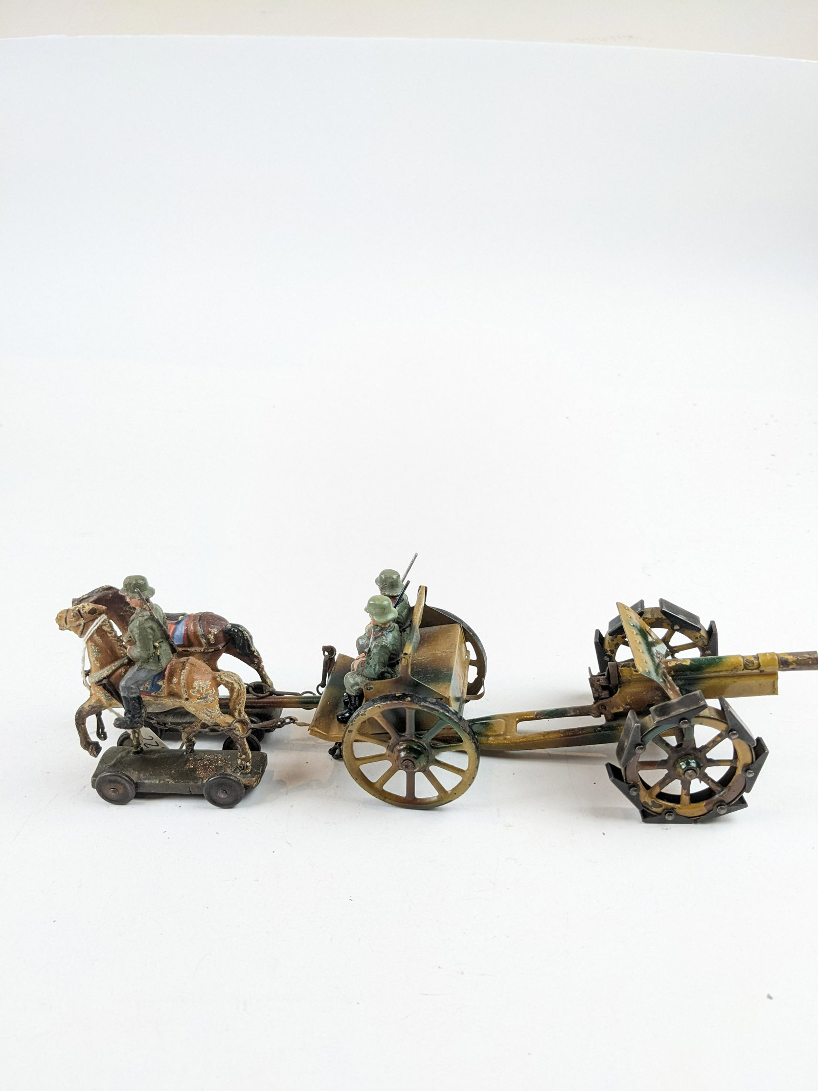 Lineol German Horse-drawn Gun Team Camo: 6 Pieces Condition Good